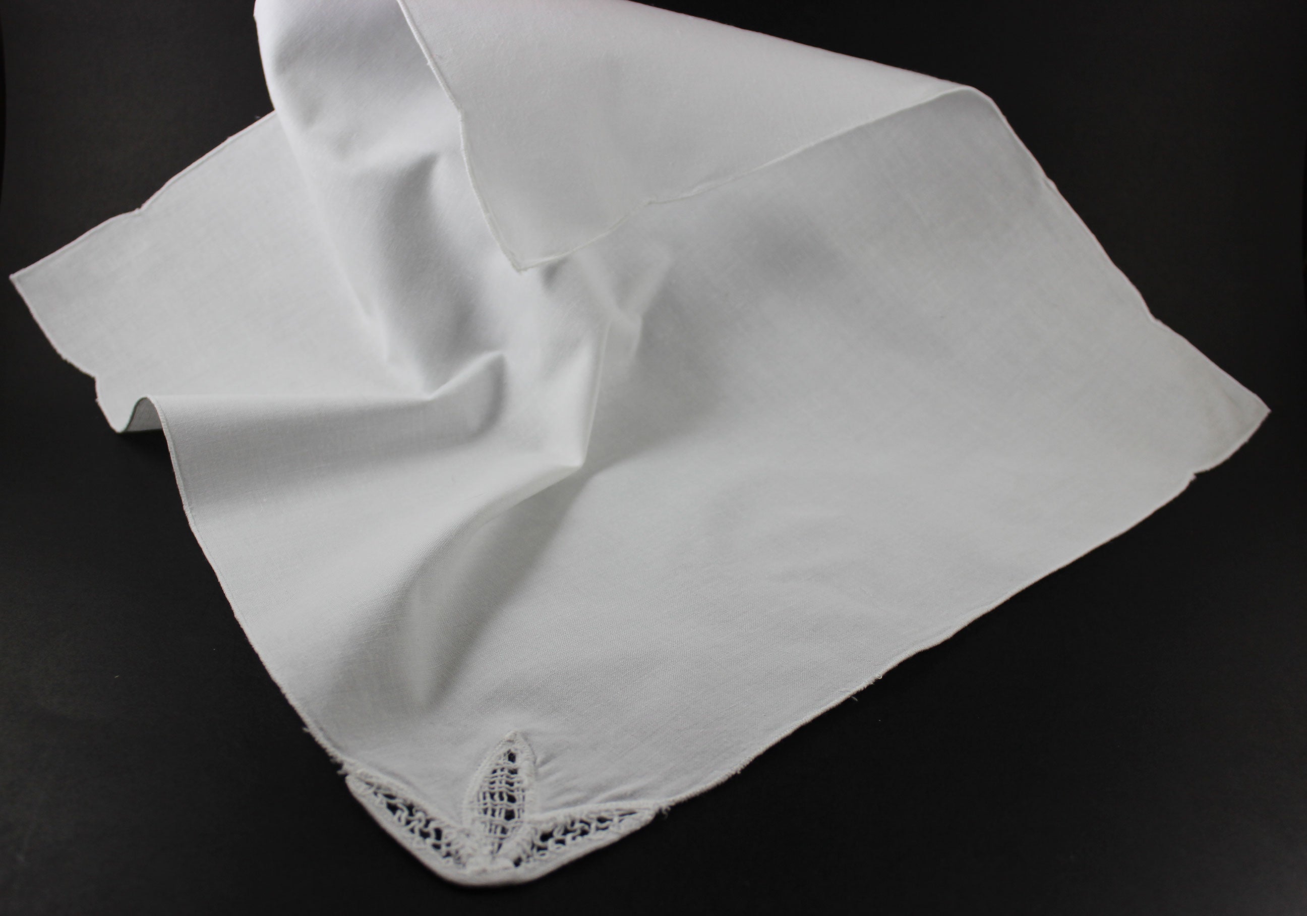 Battenberg Lace and Linen Dinner Napkins