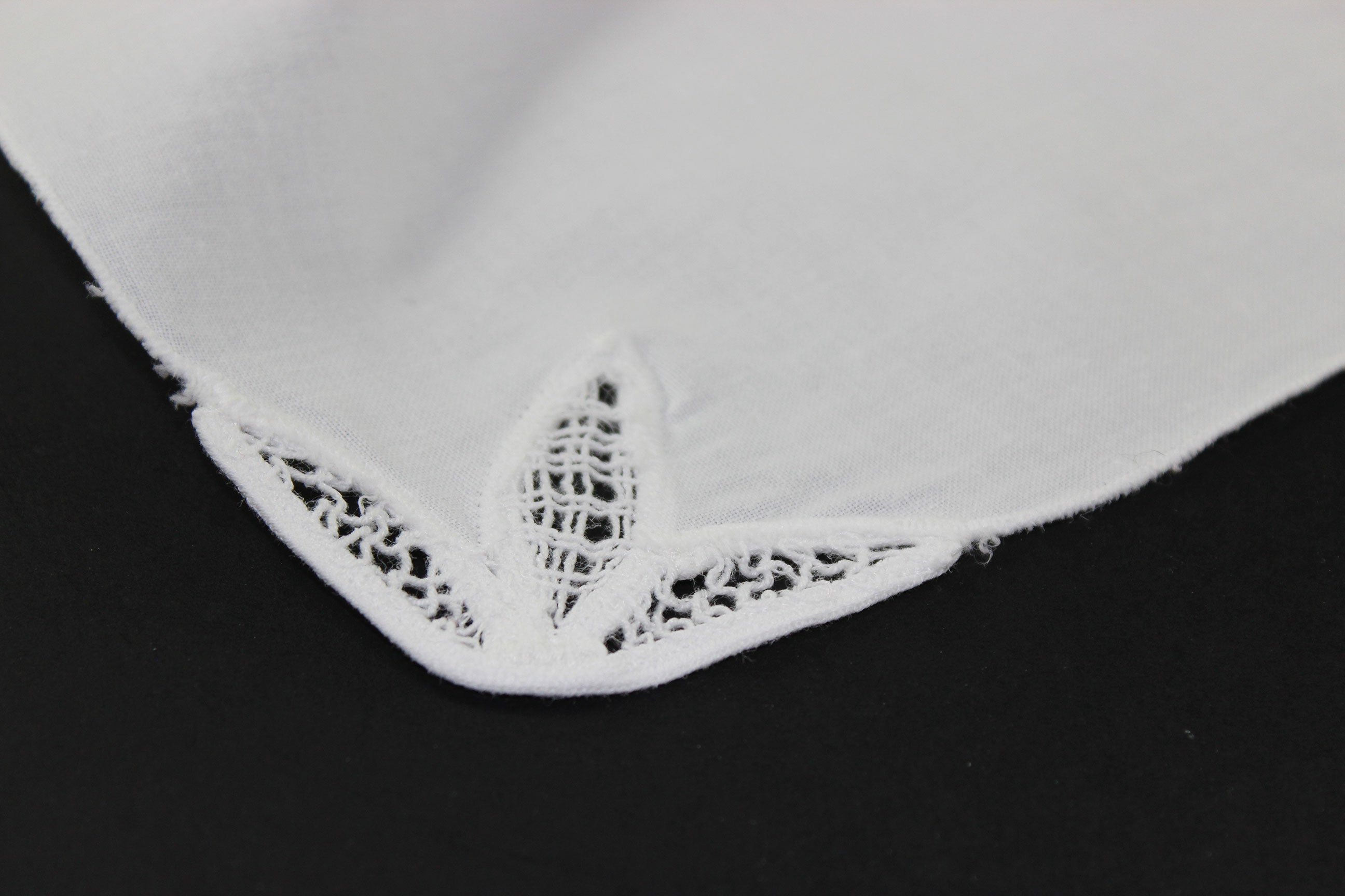 Battenberg Lace and Linen Dinner Napkins