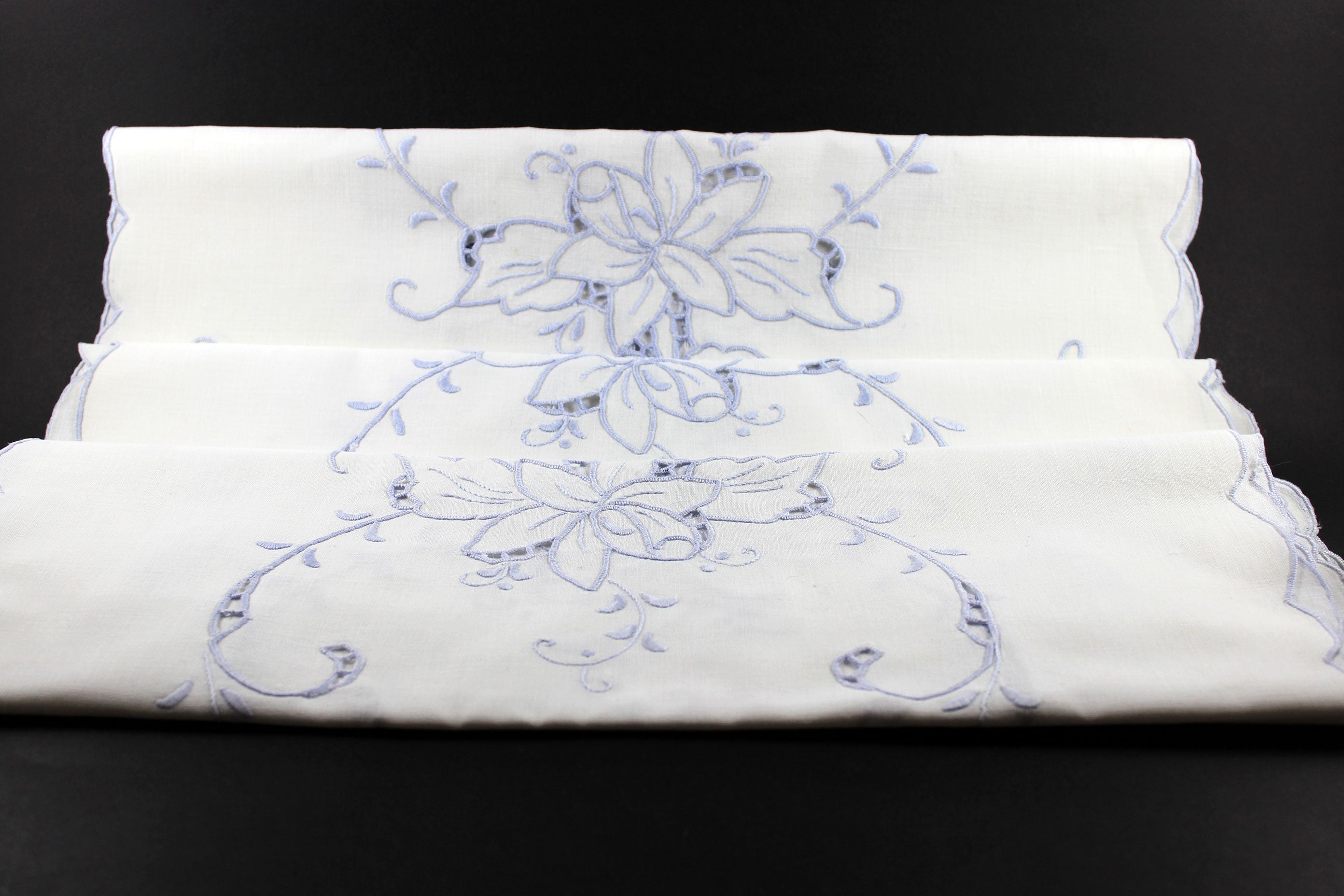 Blue Embroidered Cut Work Table Linen Set