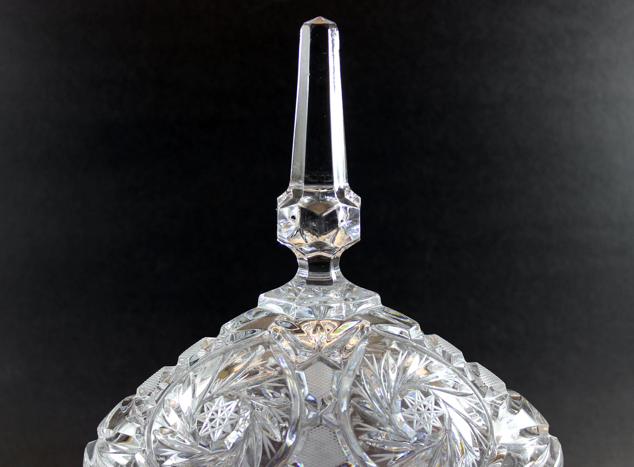 Bohemia Pinwheel Crystal Candy Dish with Lid
