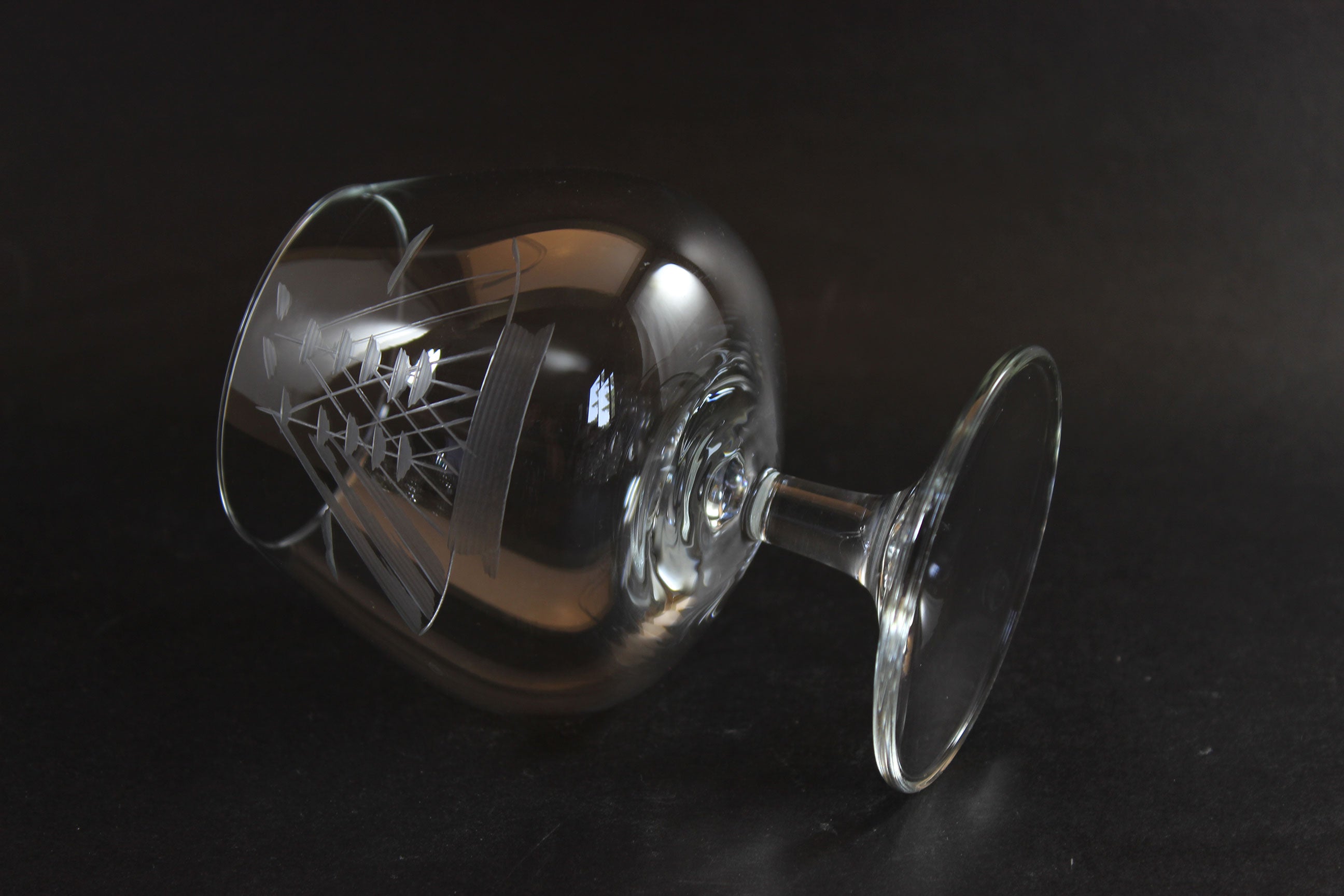 Brandy_Cognac_Glasses_Etched_Schooner