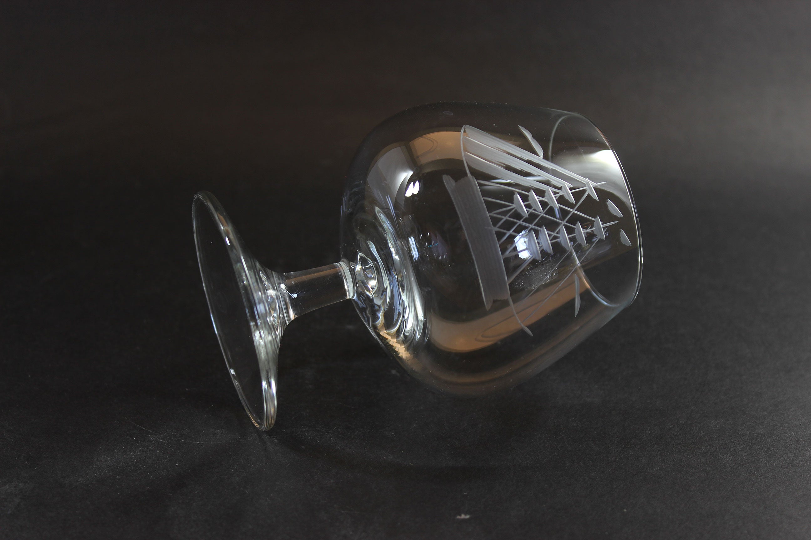 Brandy_Cognac_Glasses_Etched_Schooner
