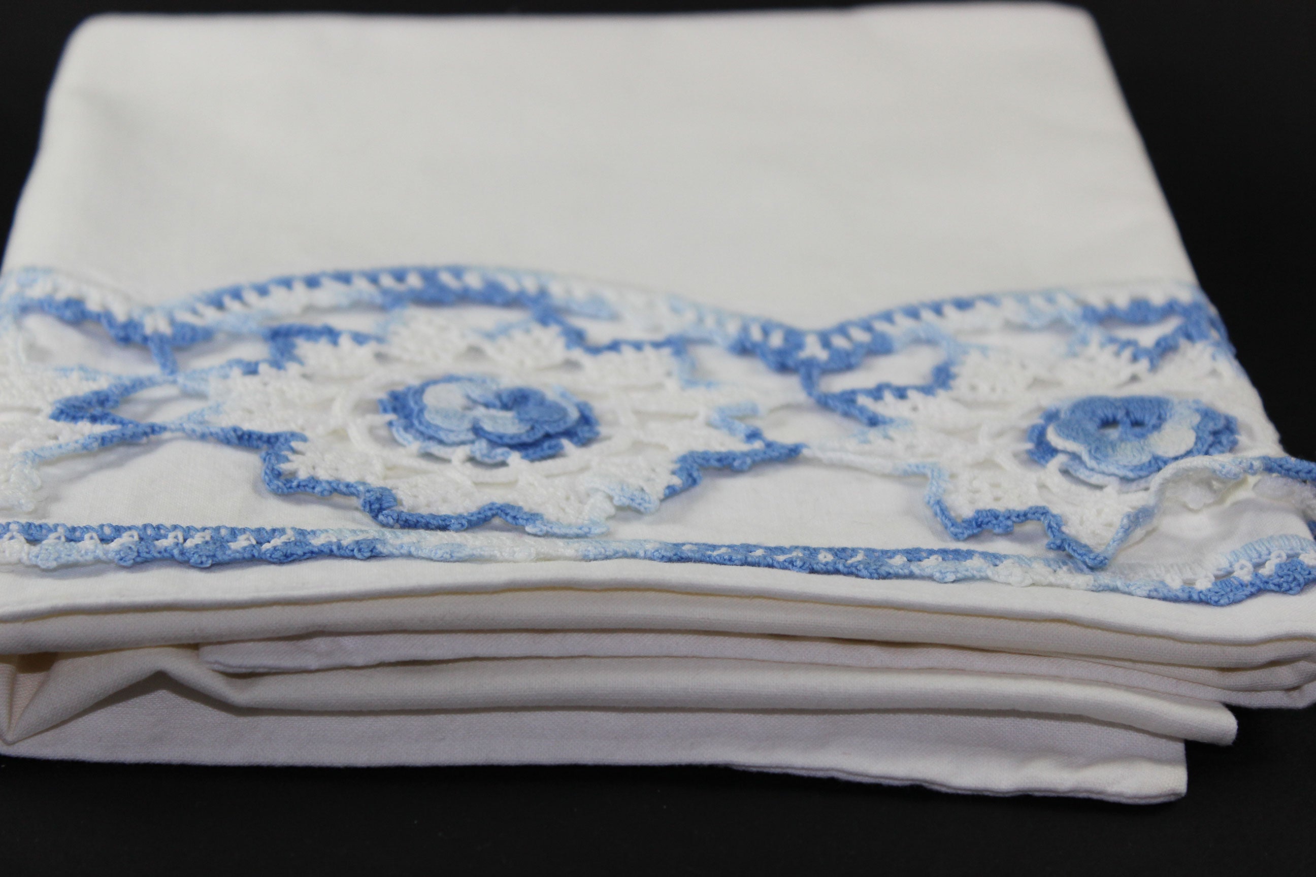 Pillowcase Set with Floral Crochet Edge