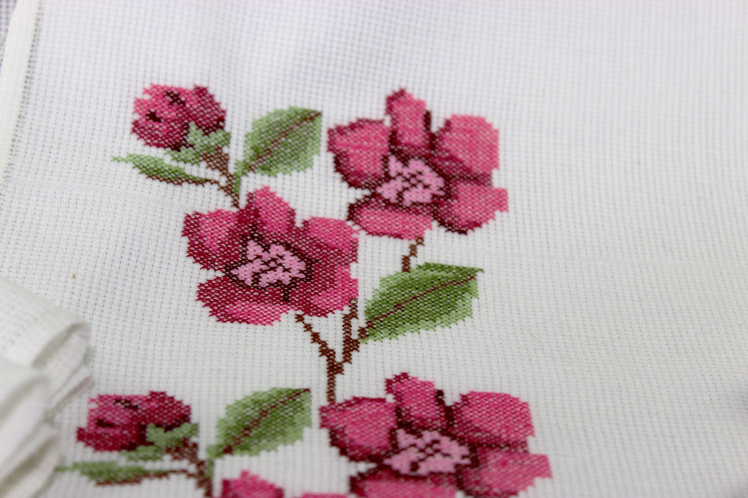 Floral Cross Stitched Table Linen Set