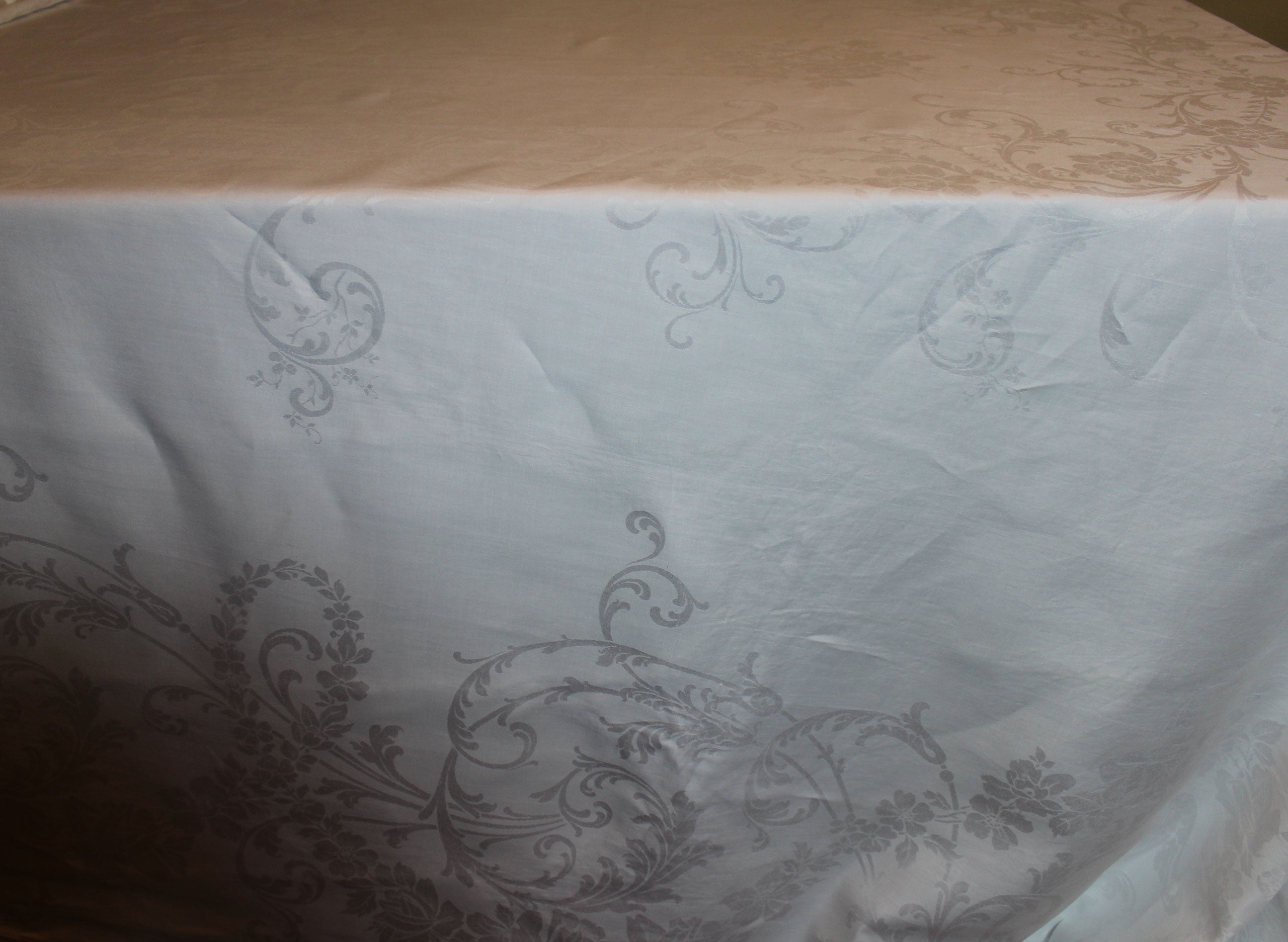 Double Damask Linen Table Cloth, Very Large