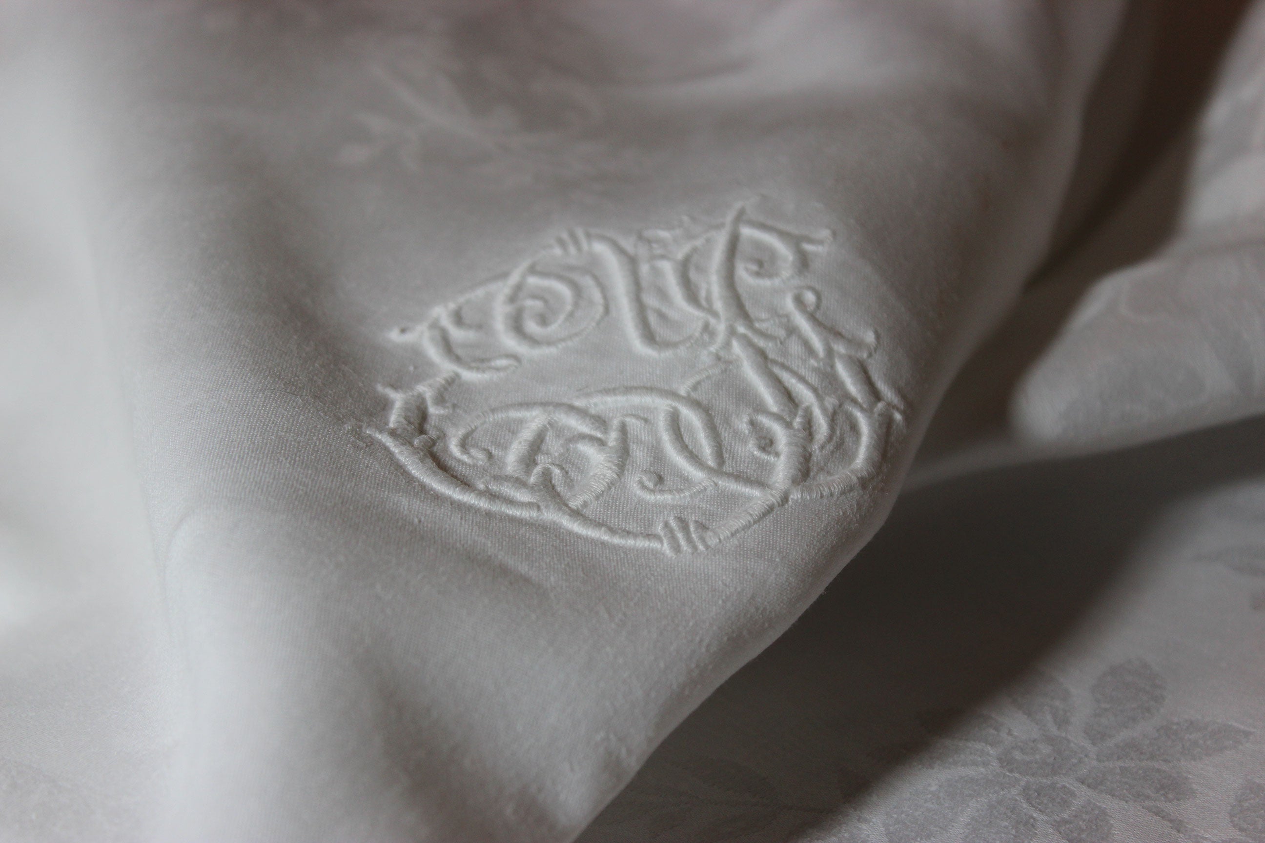 Double Damask Linen Table Cloth, Very Large