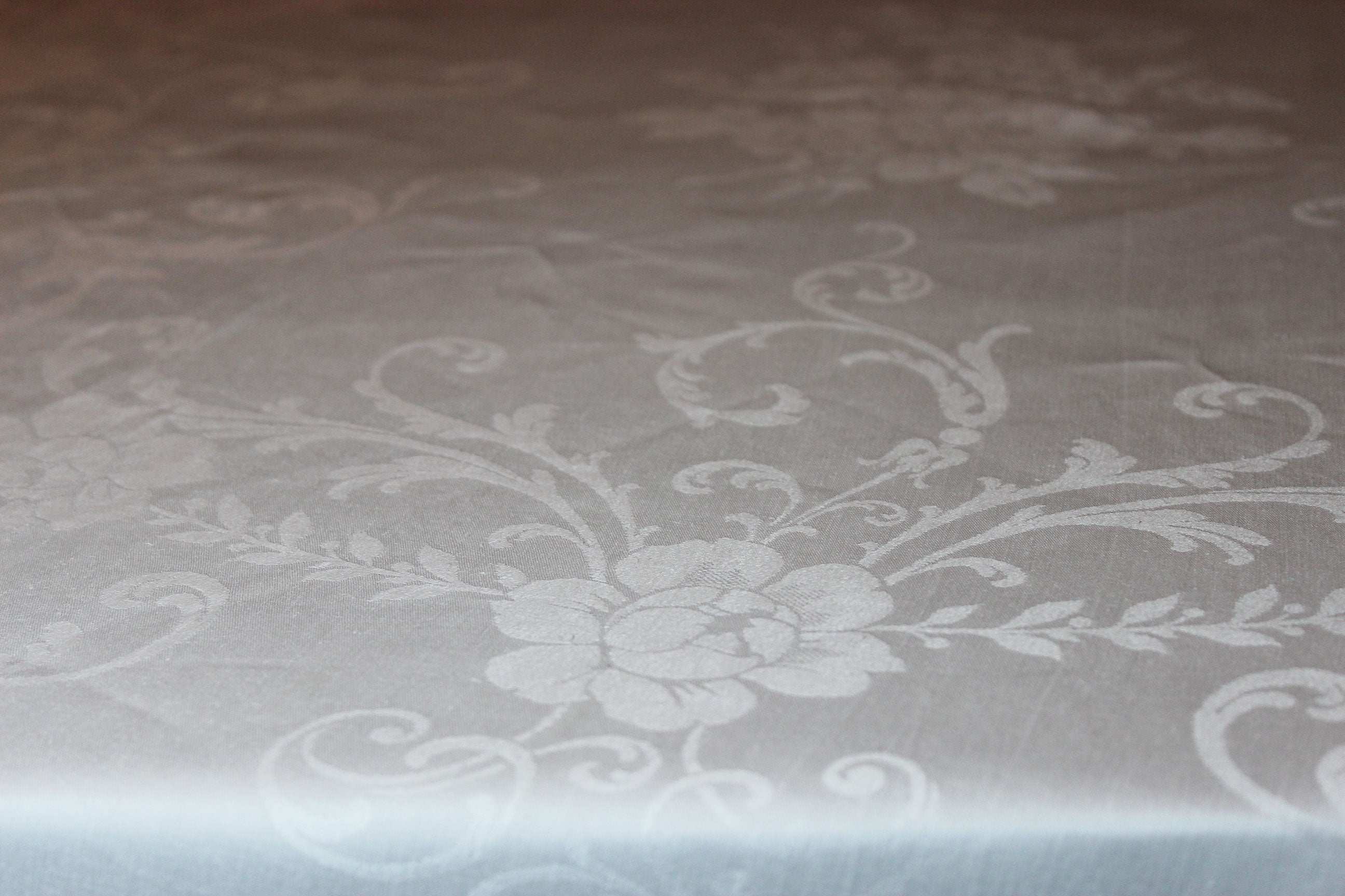Double Damask Linen Table Cloth, Very Large