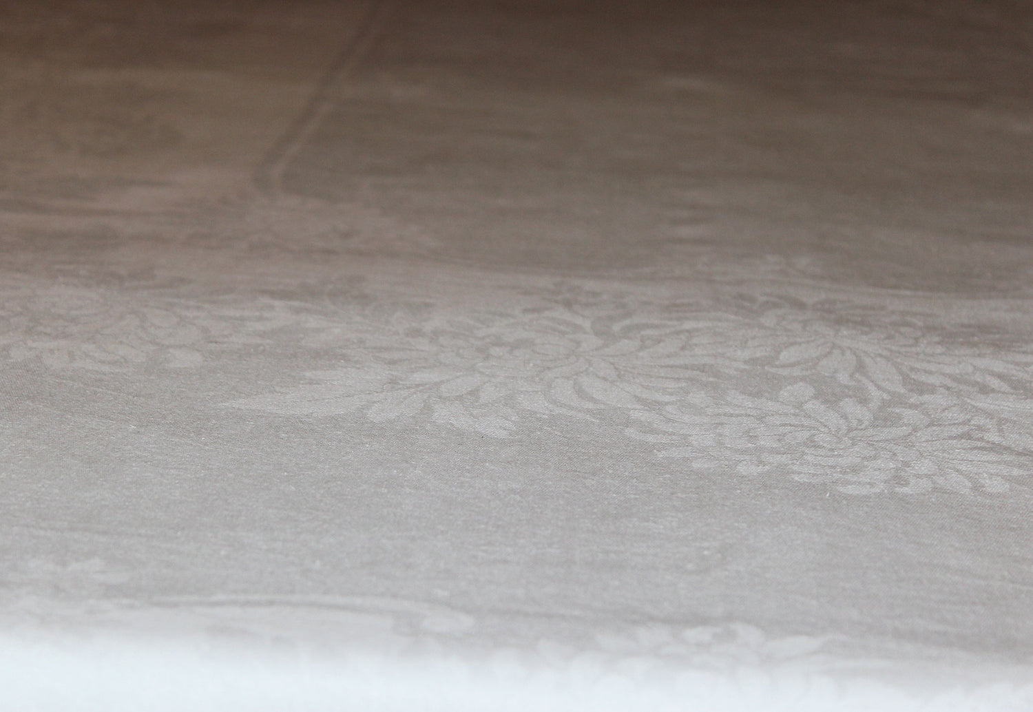 Double Damask Linen Table Cloth, Chrysanthemums