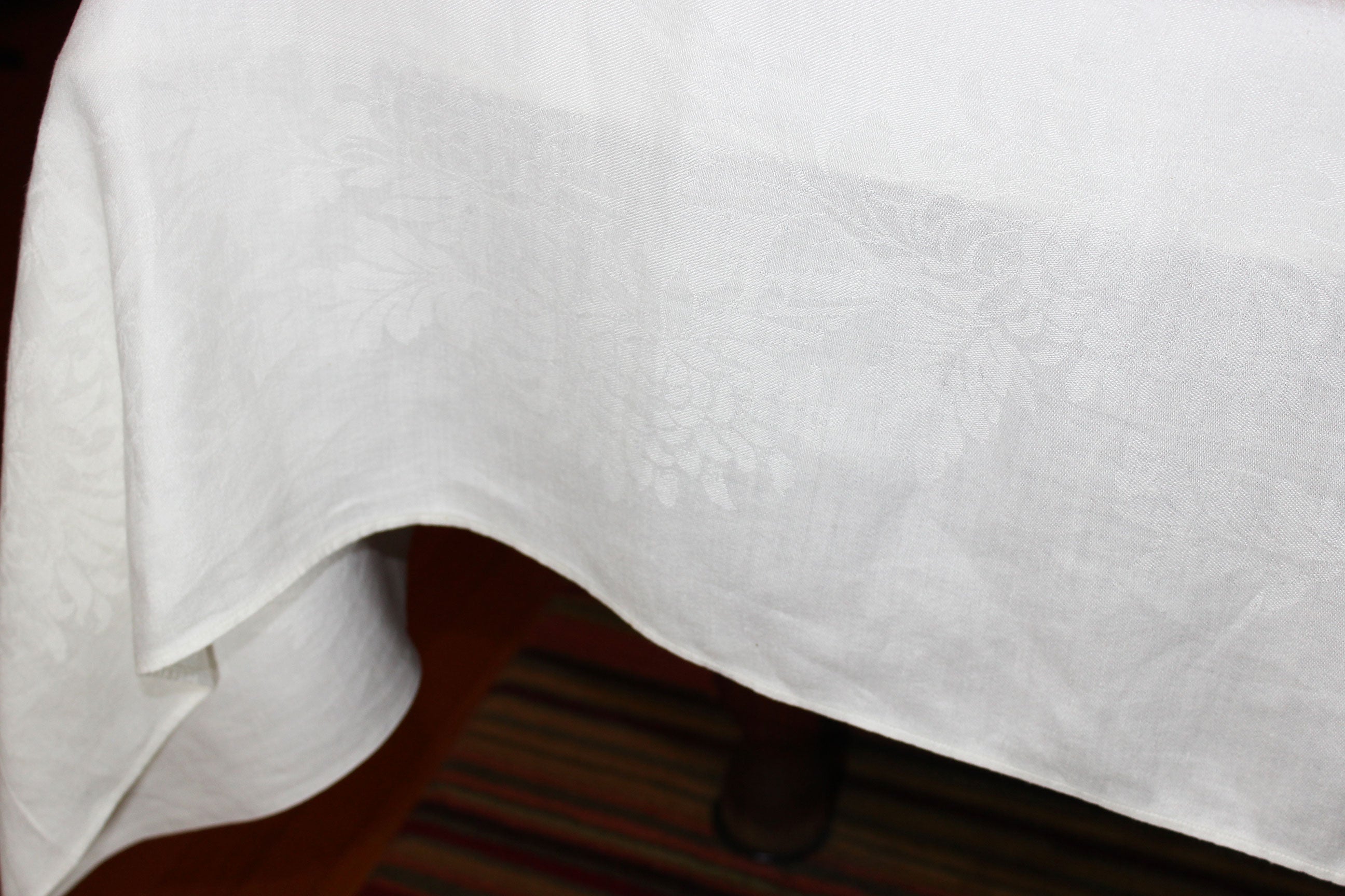 Double Damask Linen Table Cloth, Chrysanthemums