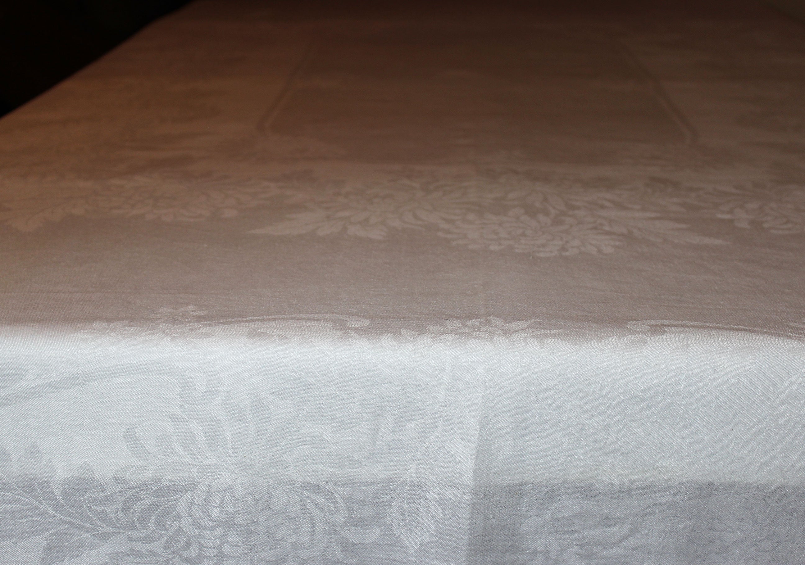 Double Damask Linen Table Cloth, Chrysanthemums