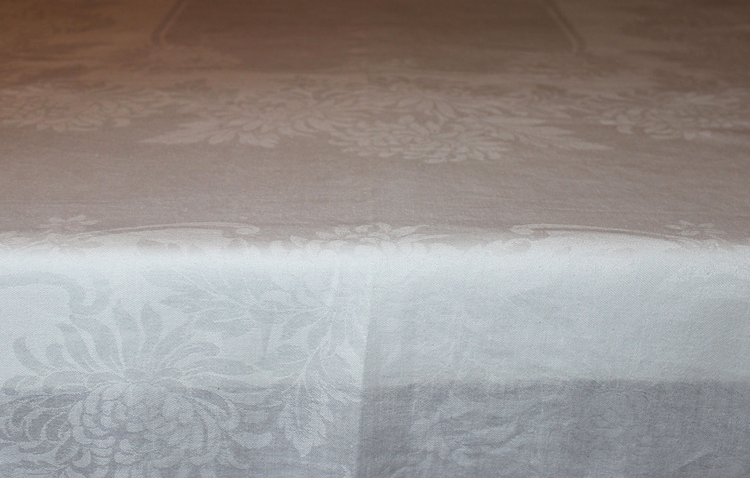 Double Damask Linen Table Cloth, Chrysanthemums