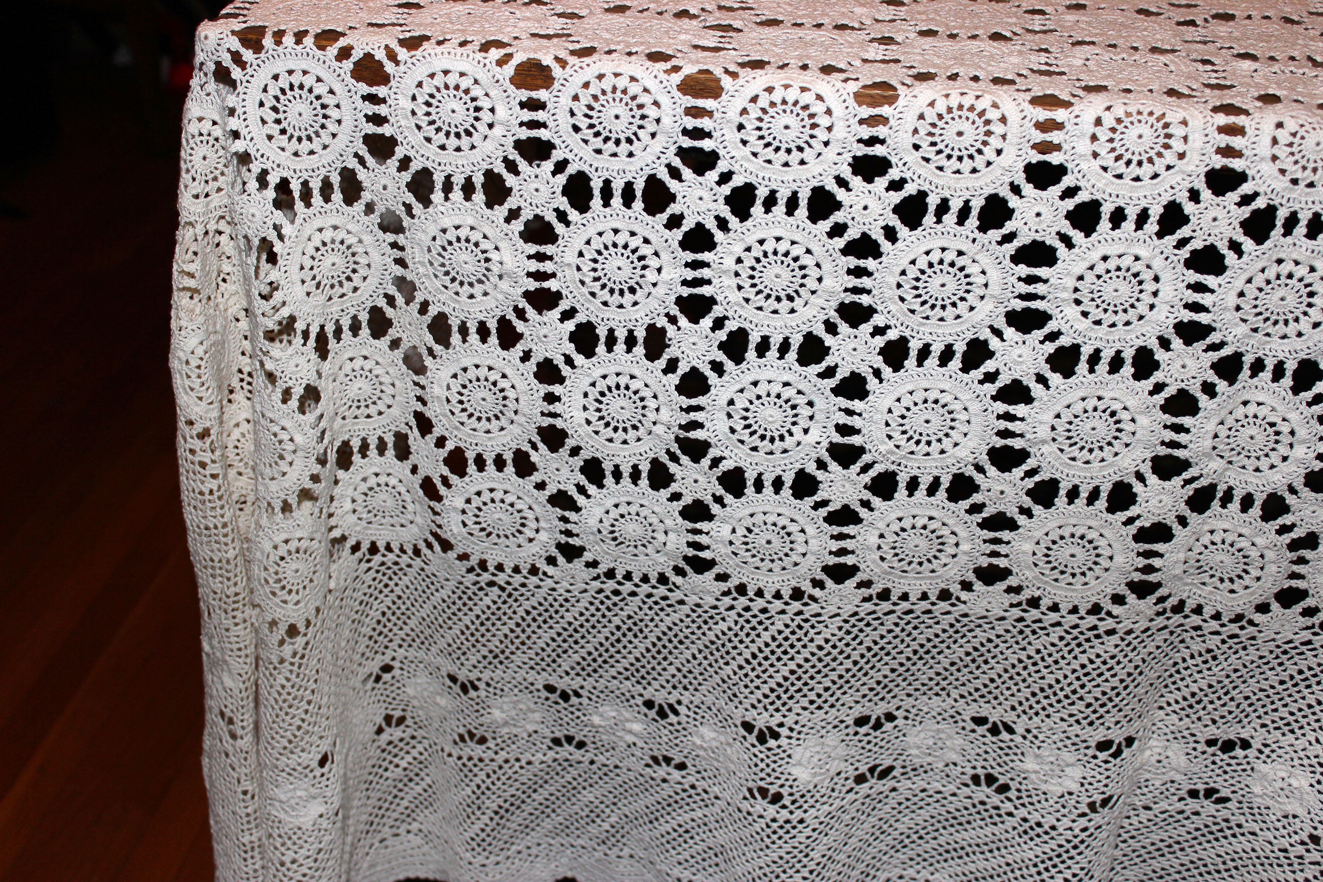 Vintage Hand Crochet Lace Tablecloth