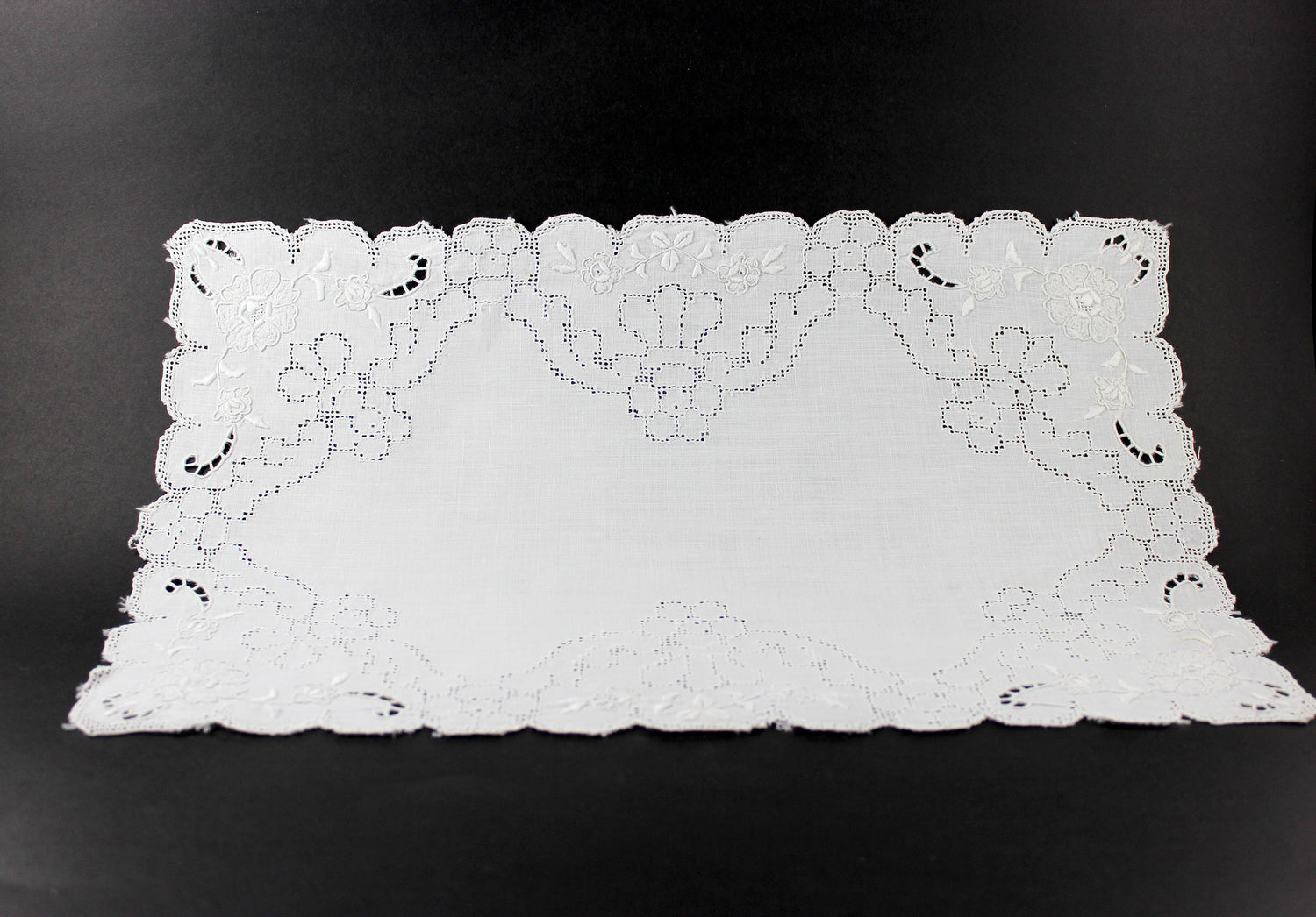 Linen Placemats and Table Runner Set