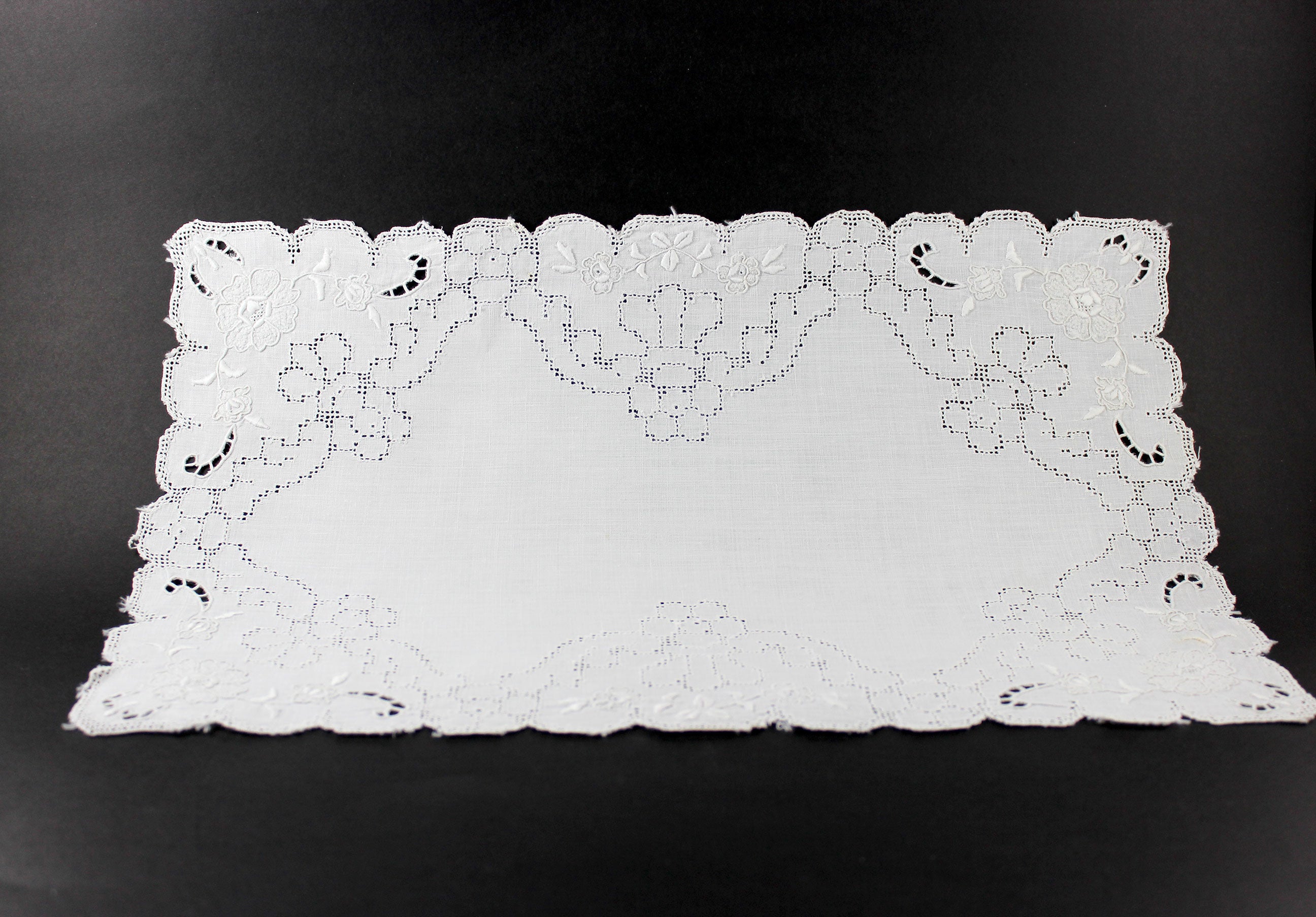 Linen Placemats and Table Runner Set