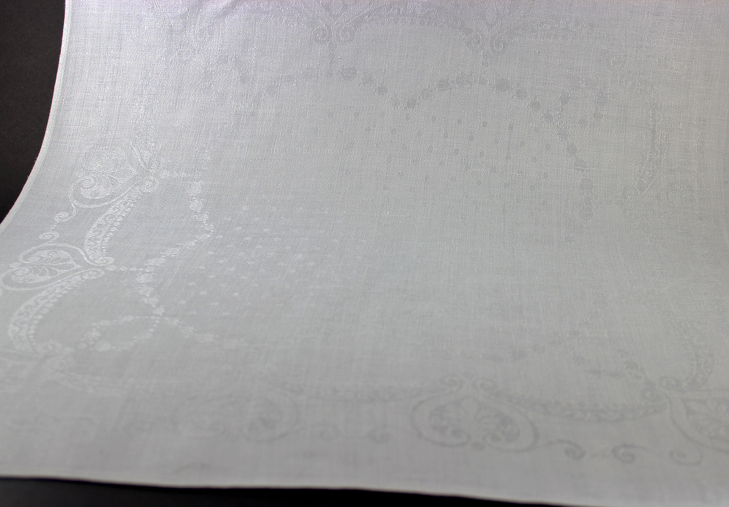 Irish Linen Dinner Napkins, Hearts and Scrolls