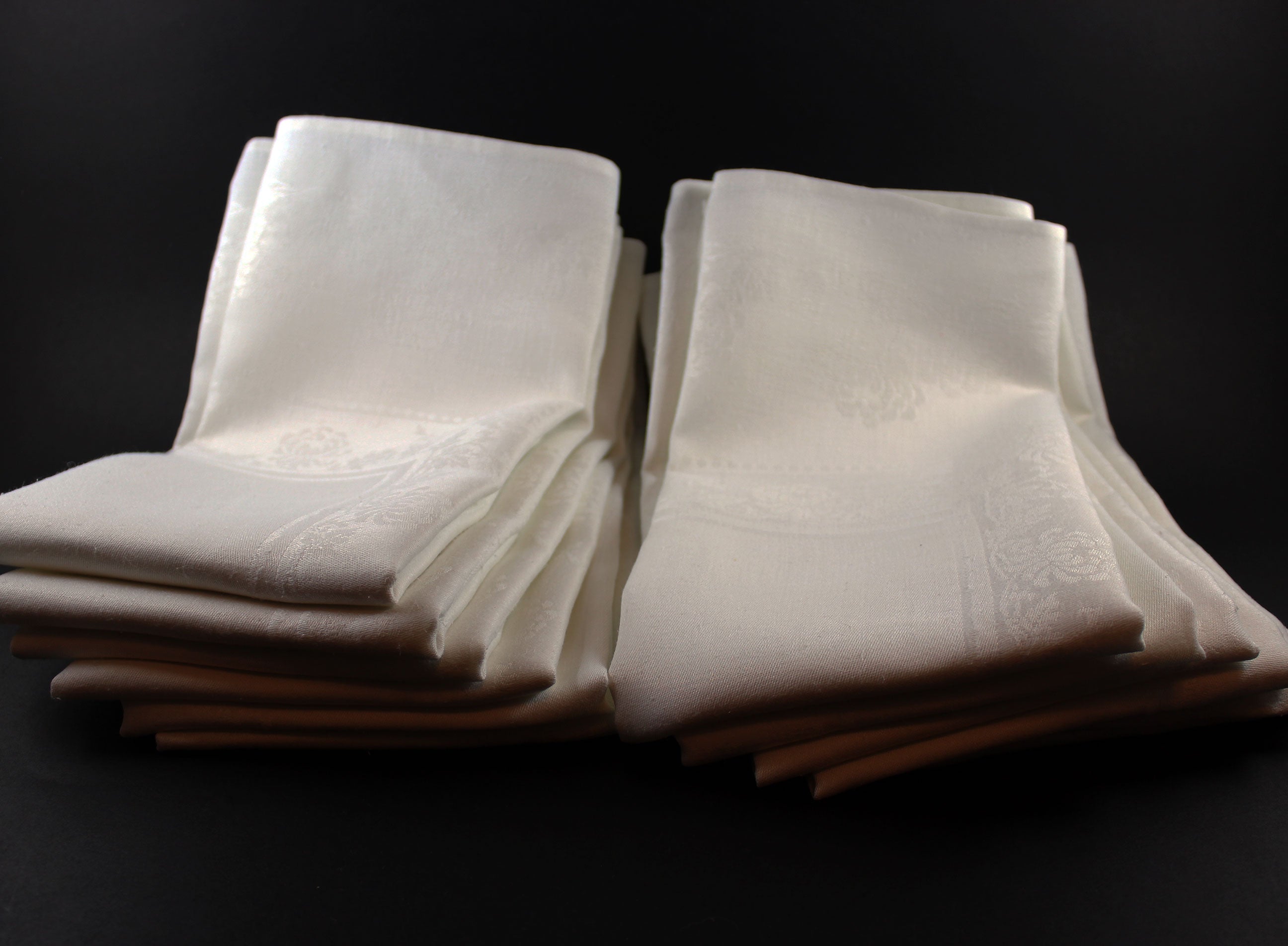 Irish Linen Large Dinner Napkins, Chrysanthemums