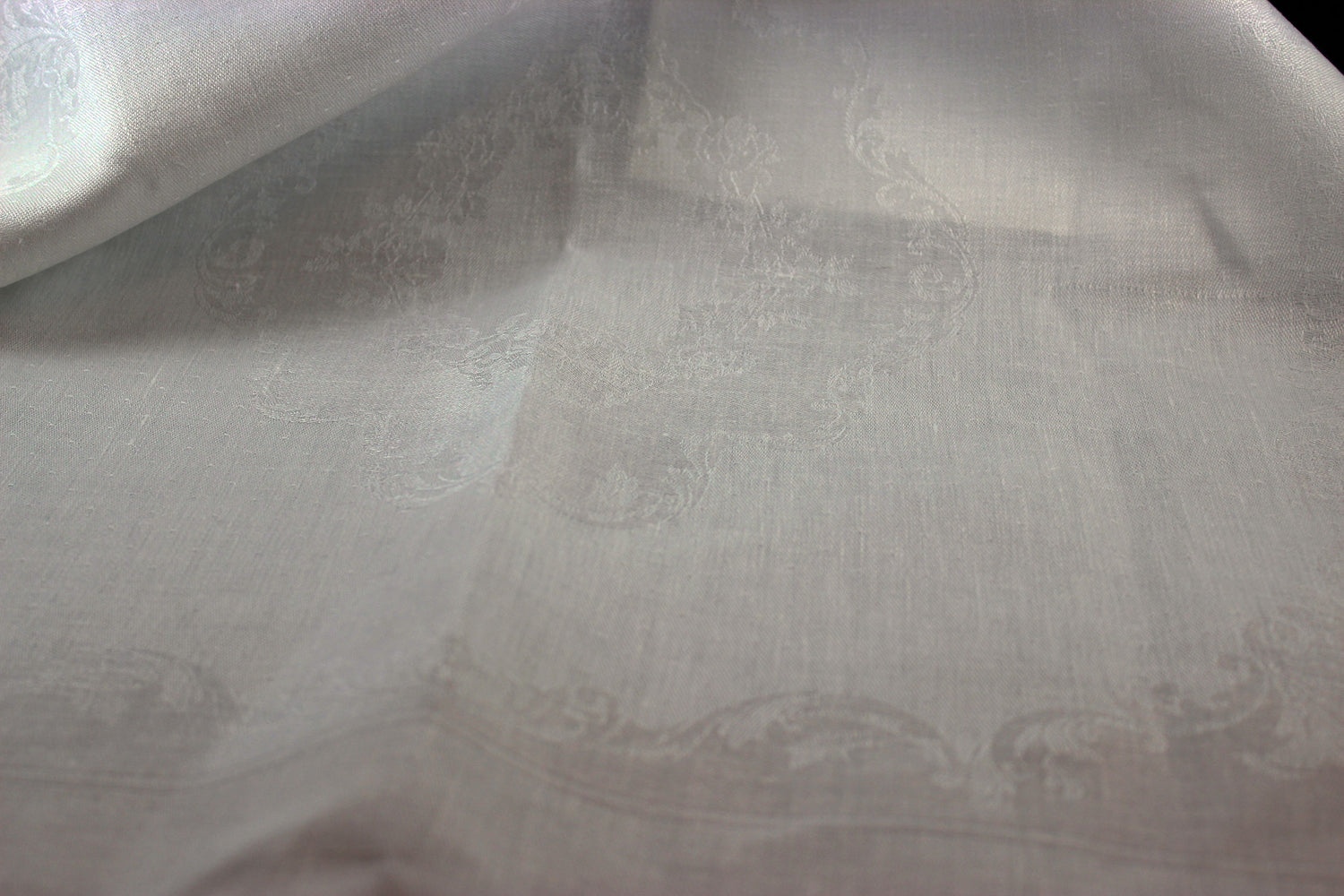 Irish Linen Large Dinner Napkins, Floral and Swirls