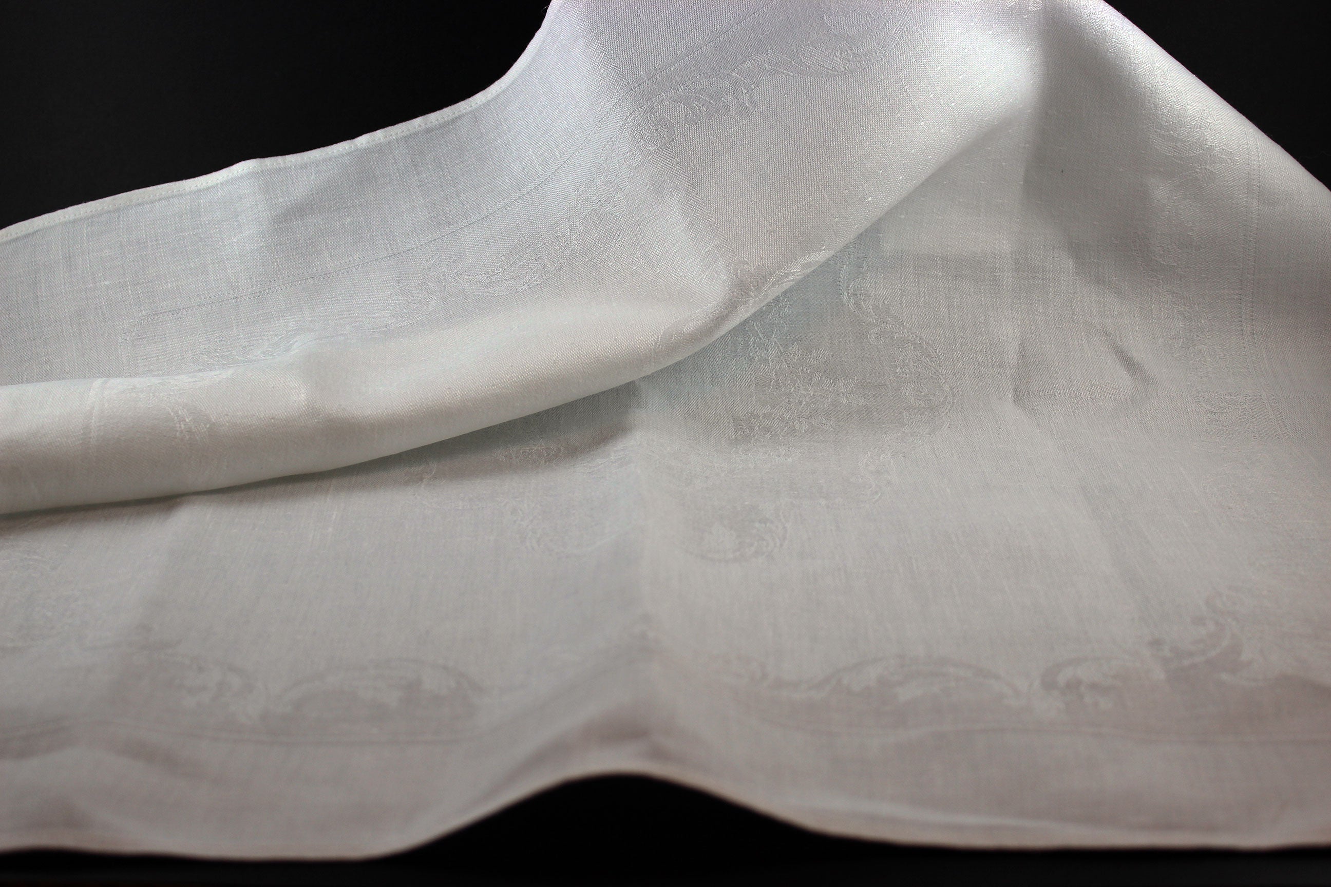 Irish Linen Large Dinner Napkins, Floral and Swirls