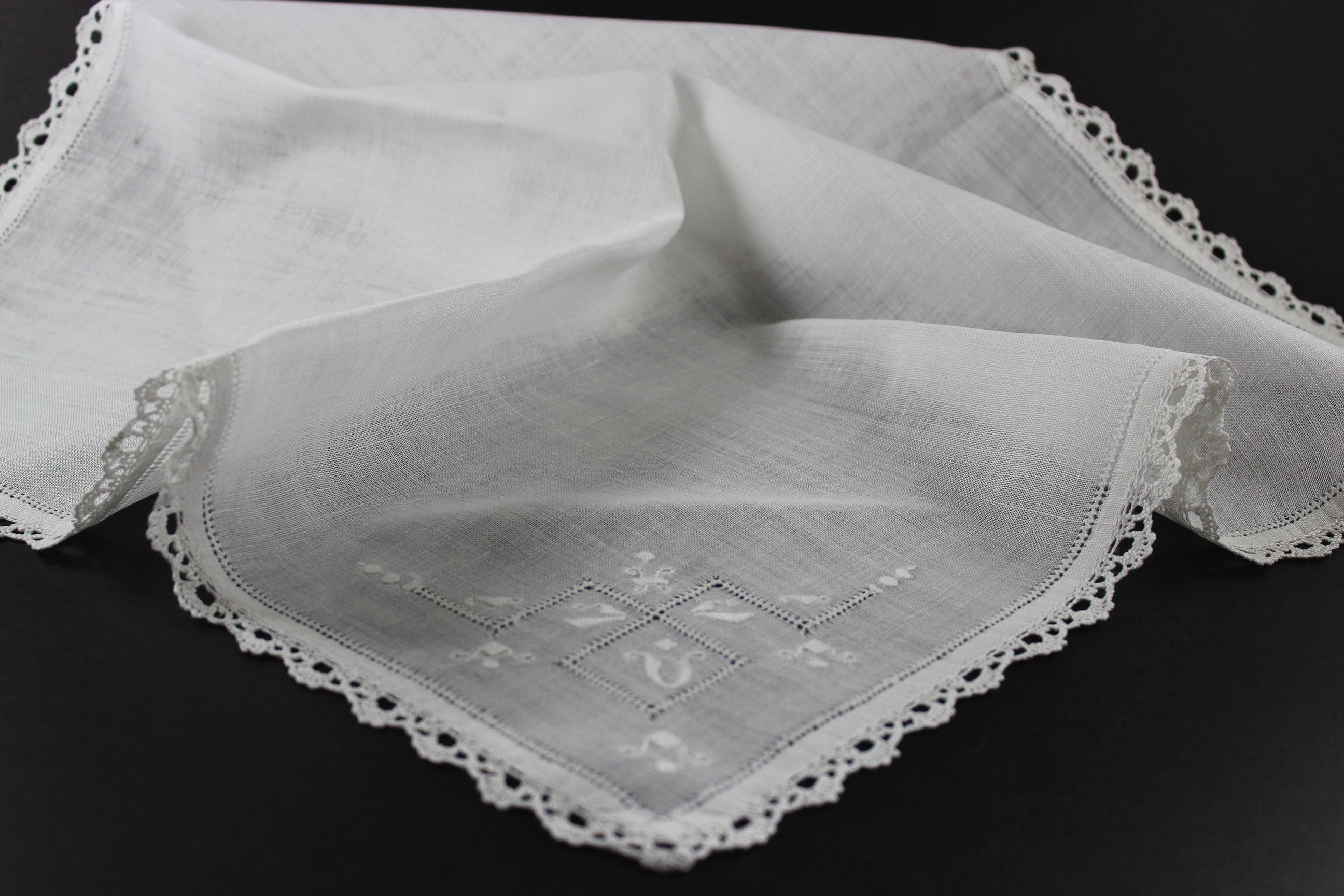 Linen Napkins, Lace Edged with Drawn Thread & Whitework Embroidery