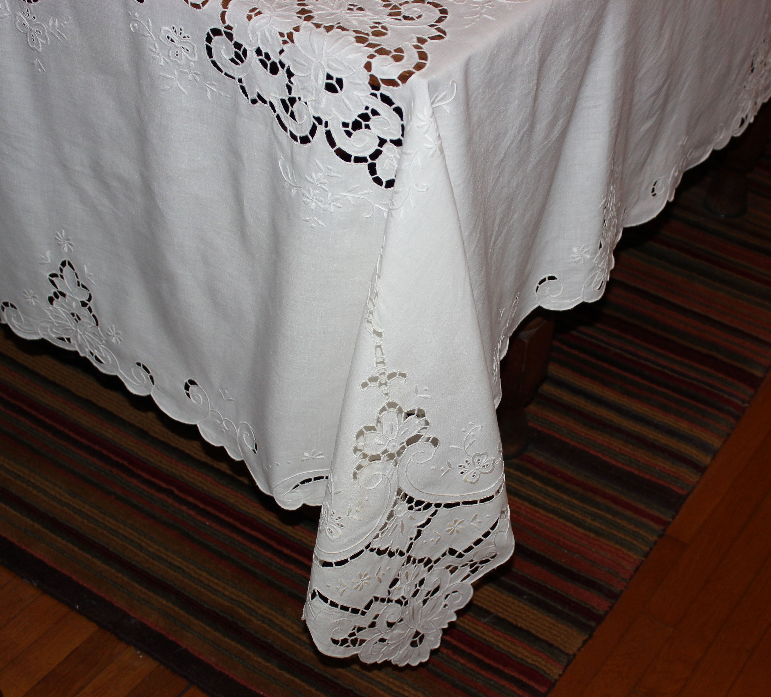Large Vintage Cut Work & Embroidered Linen Tablecloth