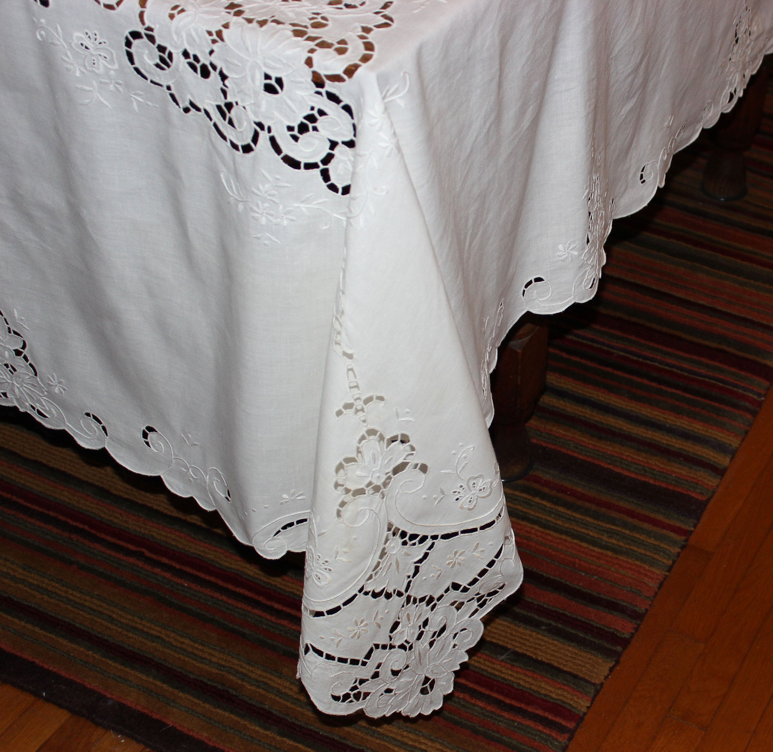 Large Vintage Cut Work & Embroidered Linen Tablecloth