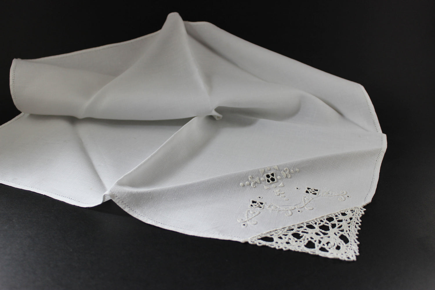 Vintage Linen, Lace and Hardanger Embroidered Dinner Napkins