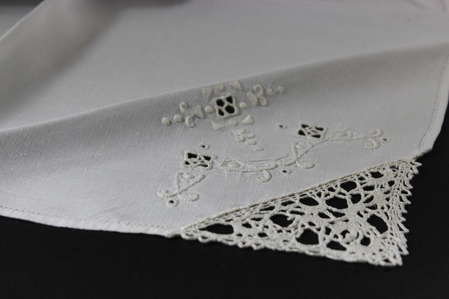 Vintage Linen, Lace and Hardanger Embroidered Dinner Napkins