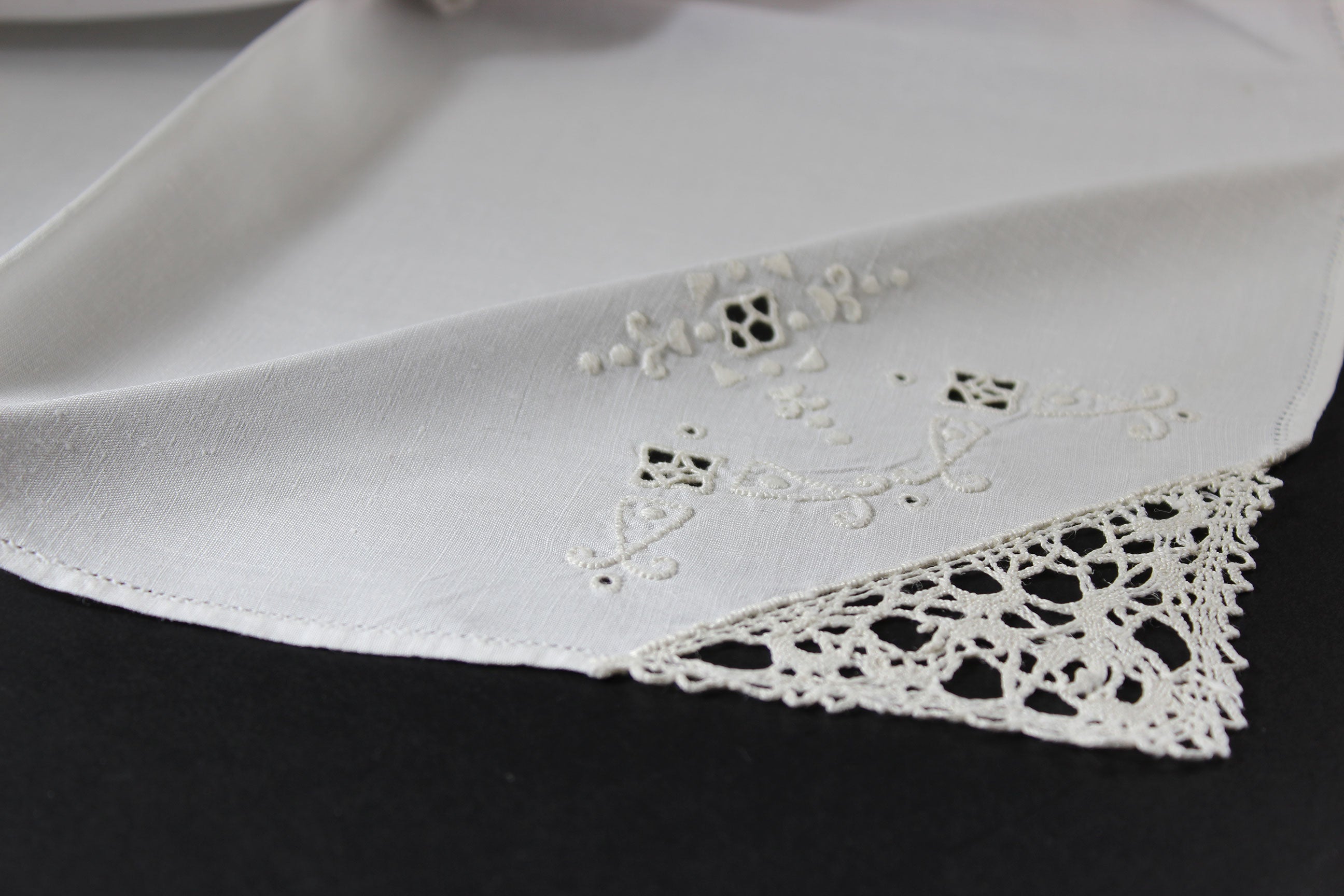 Vintage Linen, Lace and Hardanger Embroidered Dinner Napkins