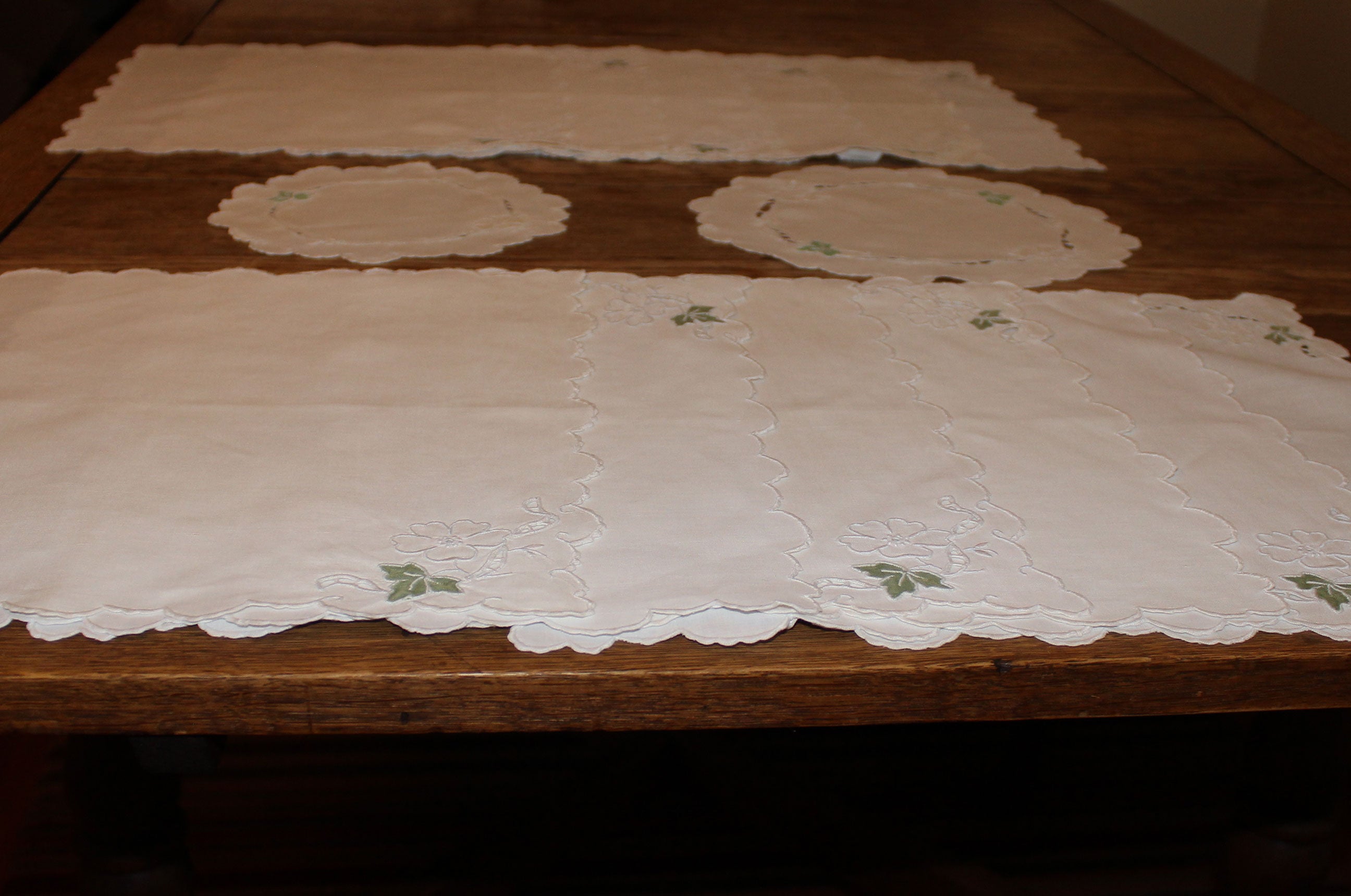 Madeira Fine Linen Small Tablecloth with 12 Napkins