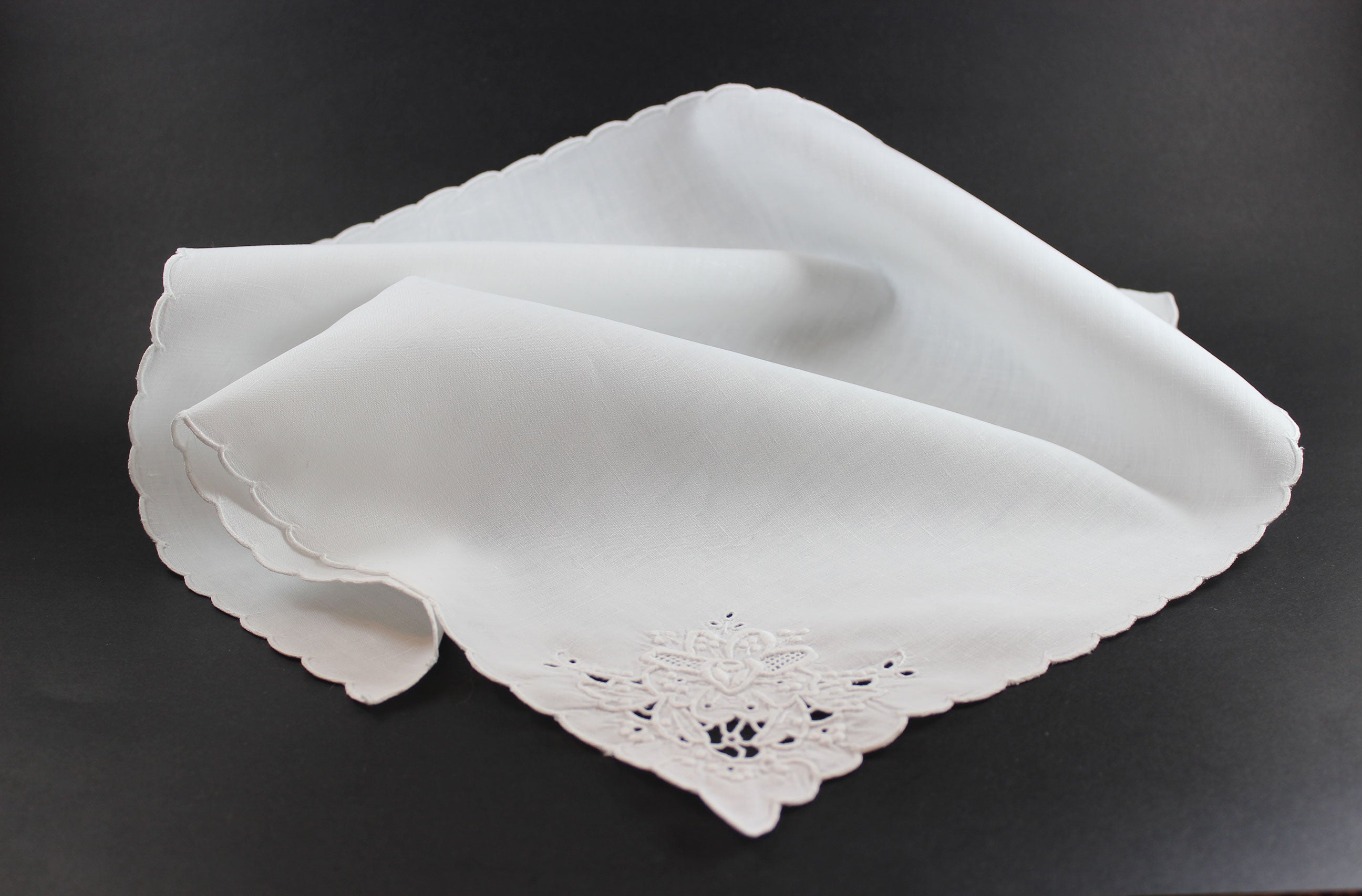 Madeira Hand Embroidered Linen Napkins, White