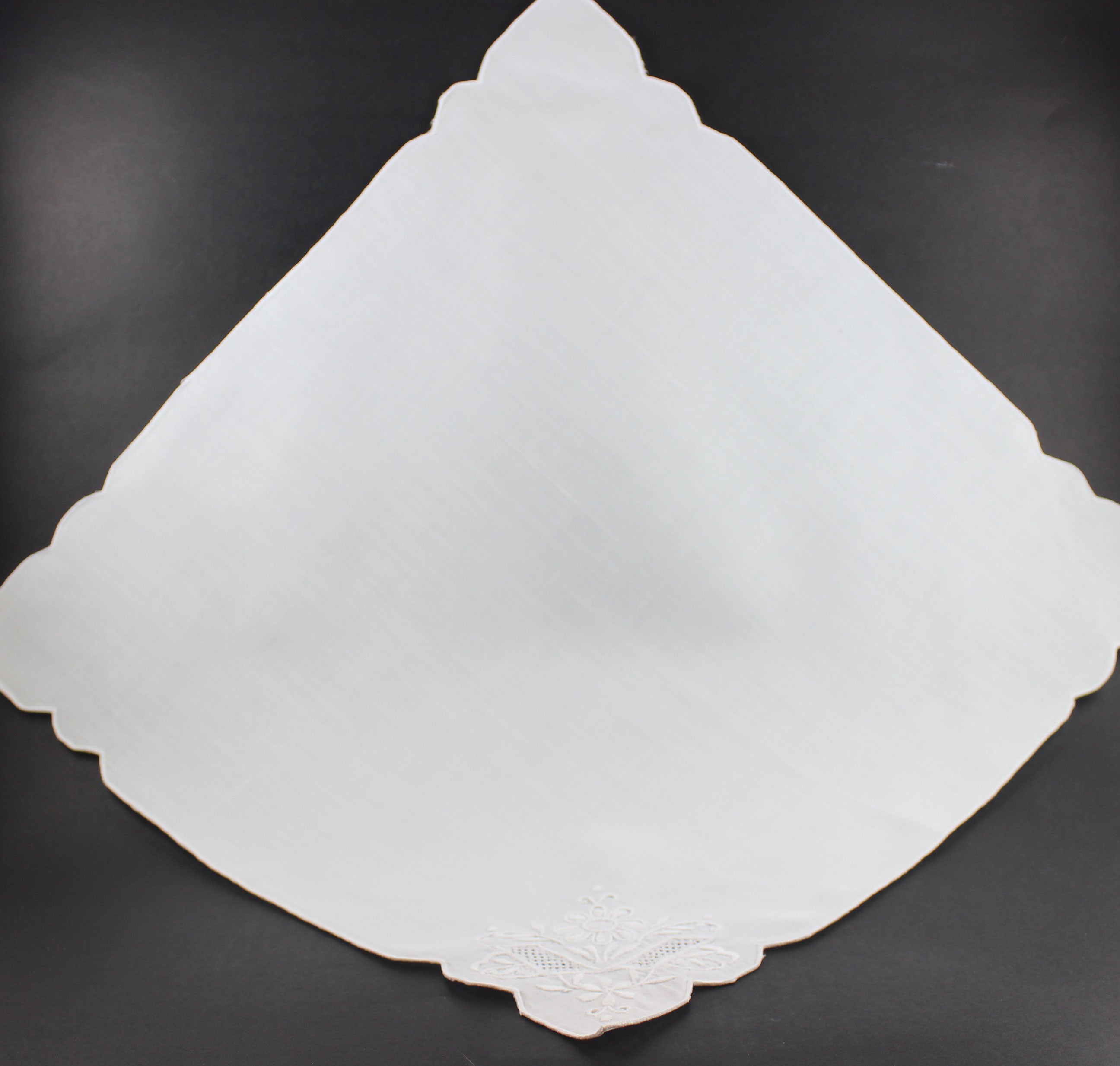 Madeira Hand Embroidered Floral Linen Napkins, White