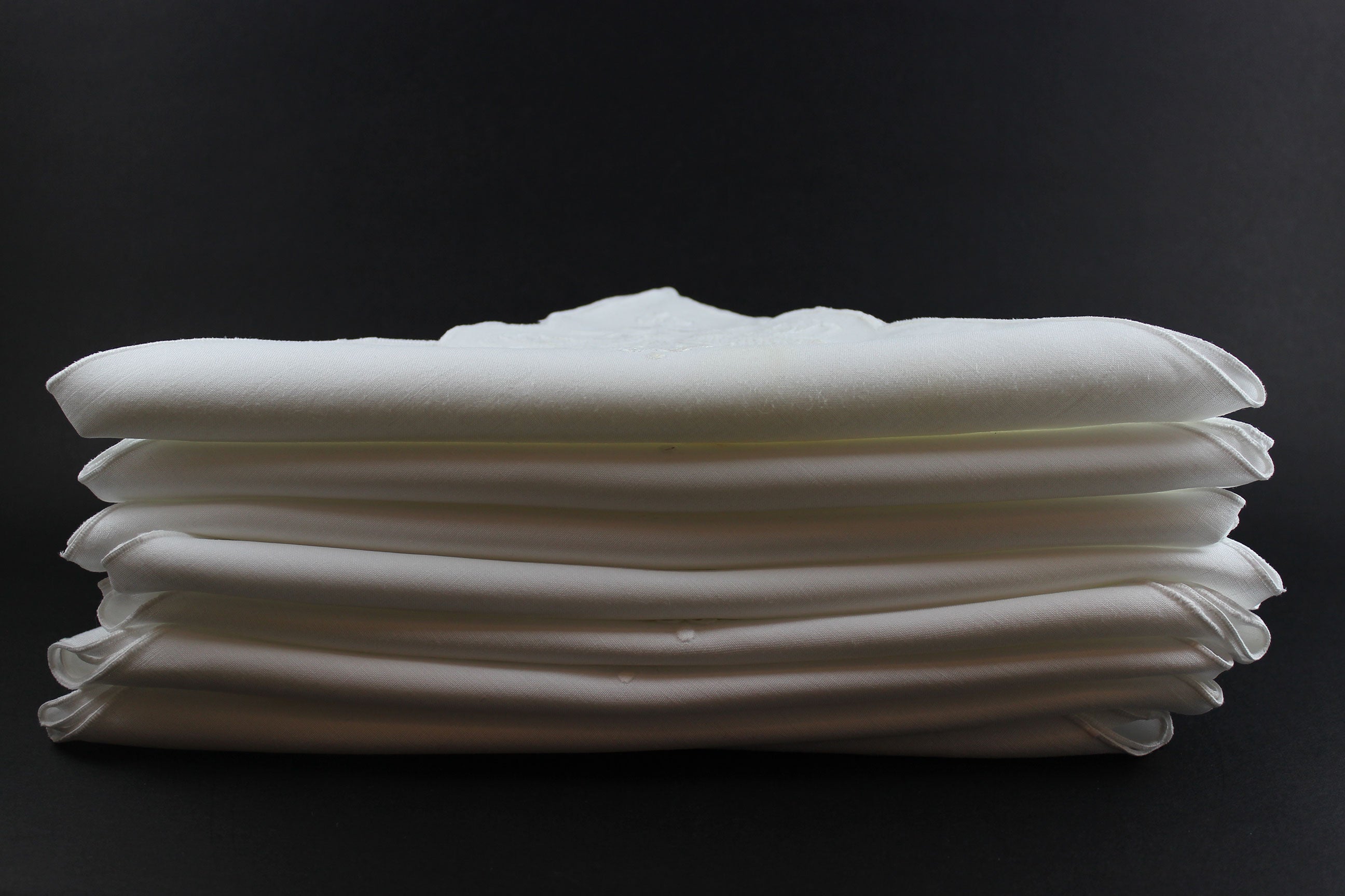 Madeira Hand Embroidered Floral Linen Napkins, White