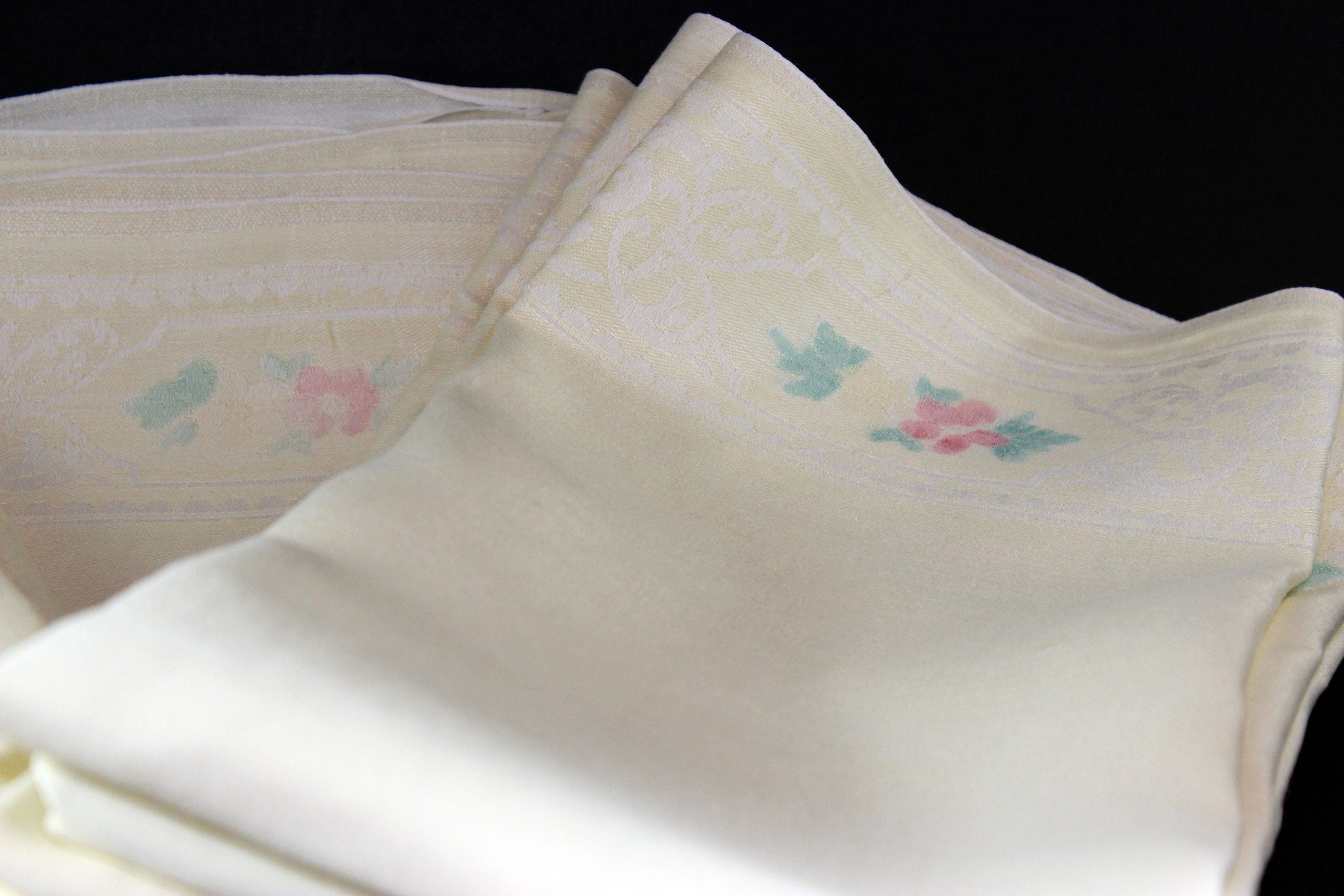 Pale Yellow, Double Damask Large Linen Dinner Napkins Old Bleach