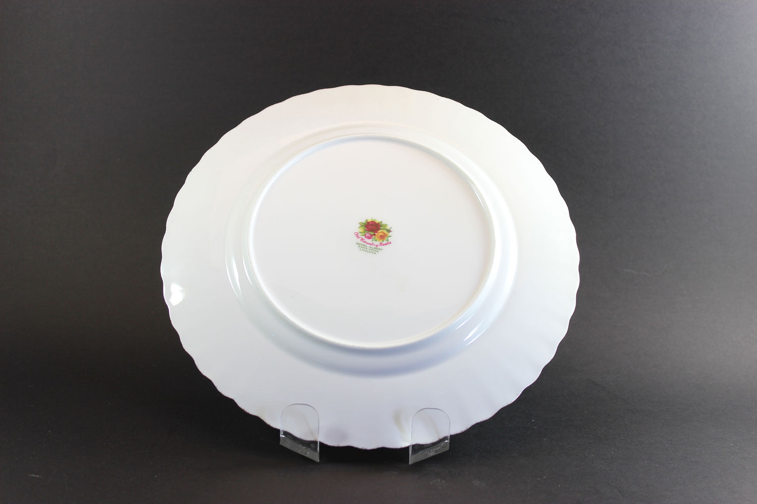 Royal Albert, Old Country Roses, 6 Piece Place Settings, England