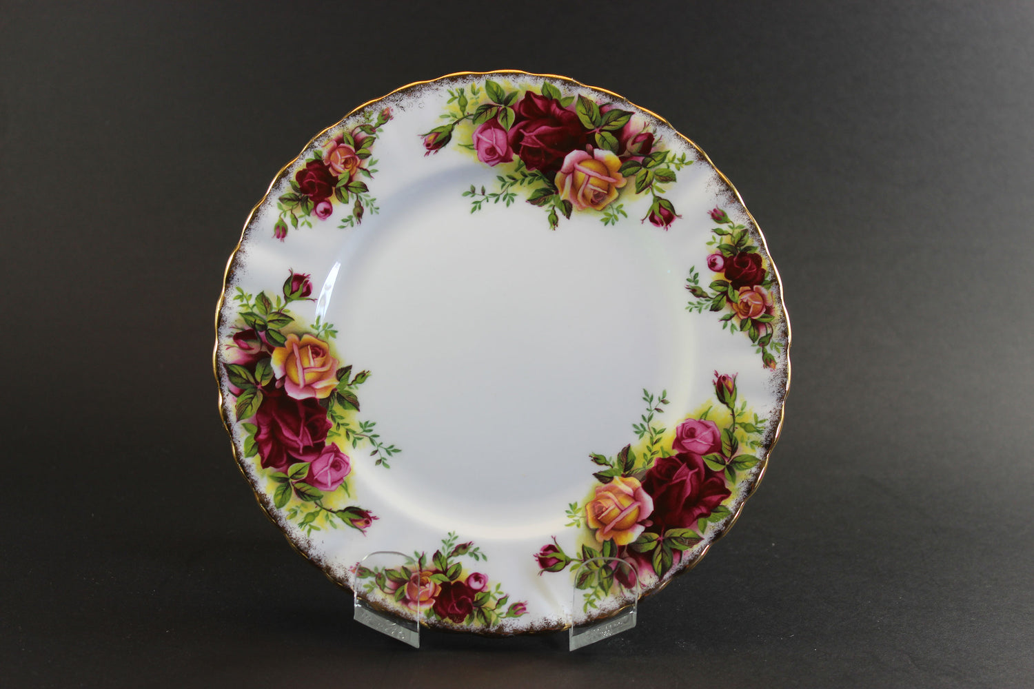 Royal Albert, Old Country Roses, 6 Piece Place Settings, England