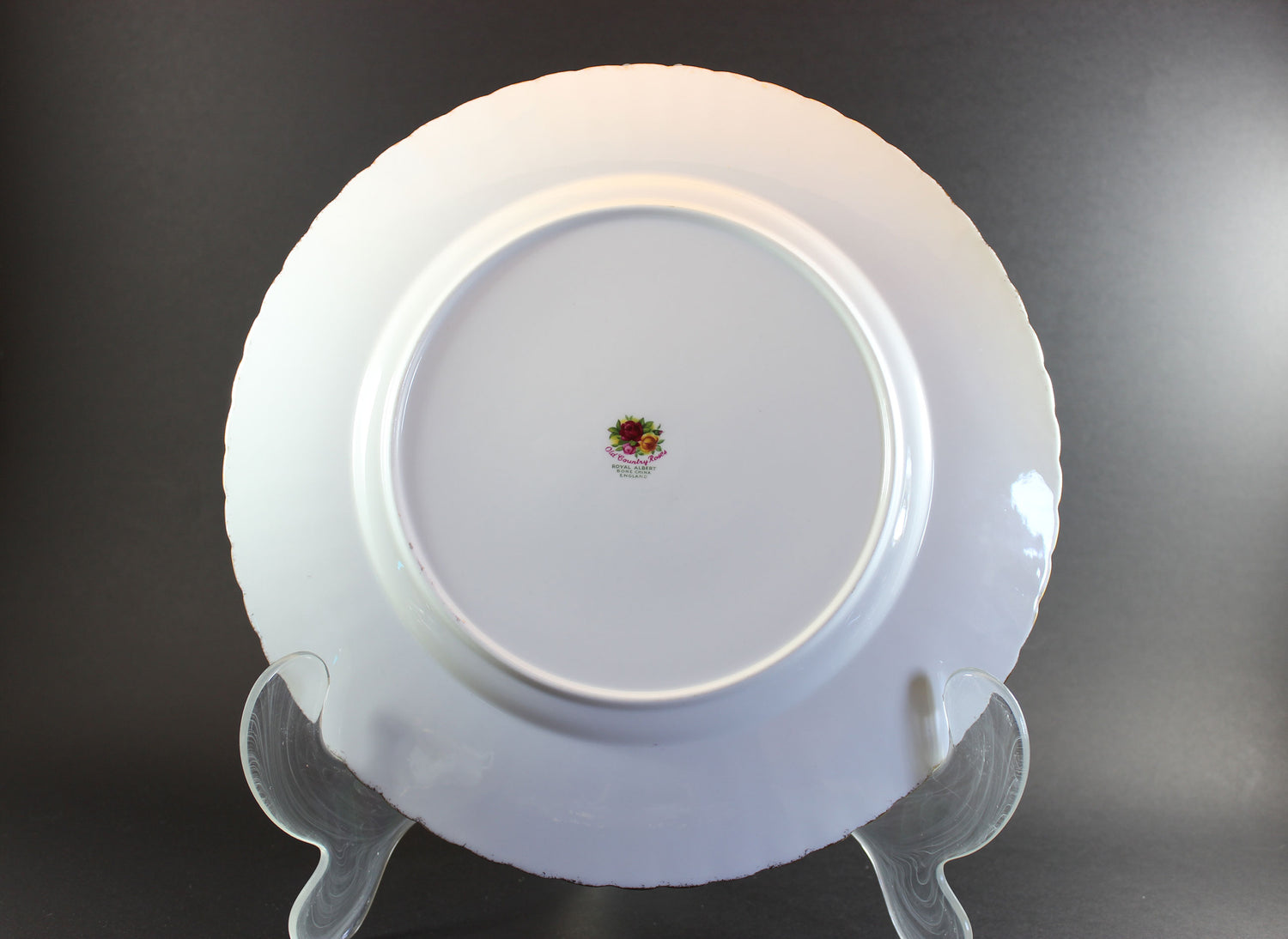 Royal Albert, Old Country Roses, 6 Piece Place Settings, England