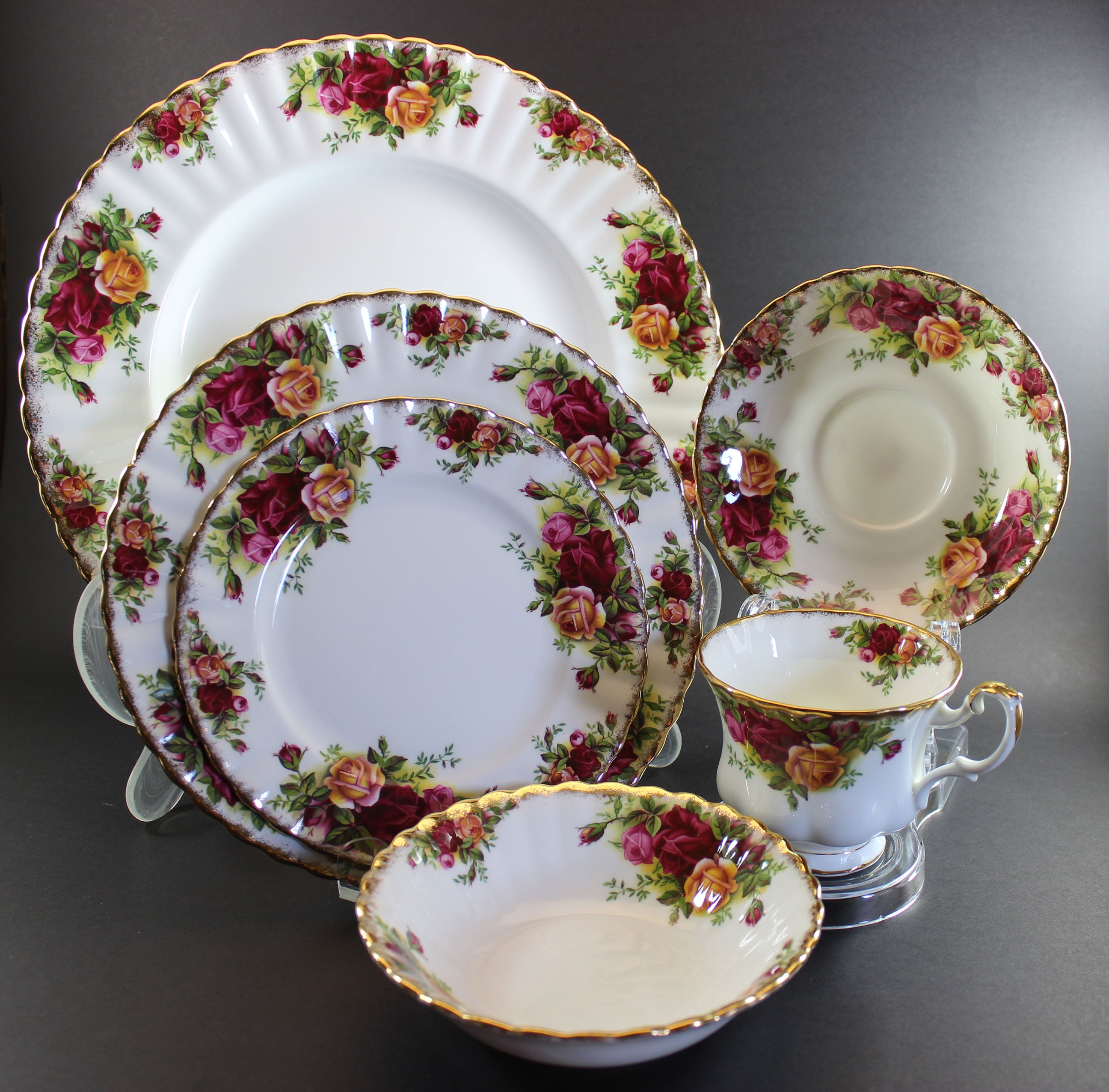 Royal Albert Old Country Roses 6 Piece Place Settings