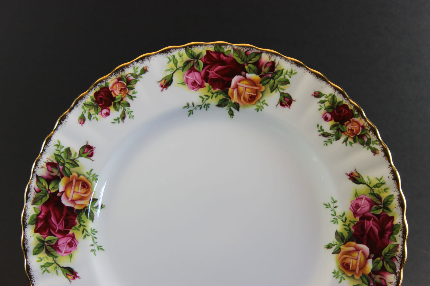 Royal Albert, Old Country Roses, 6 Piece Place Settings, England