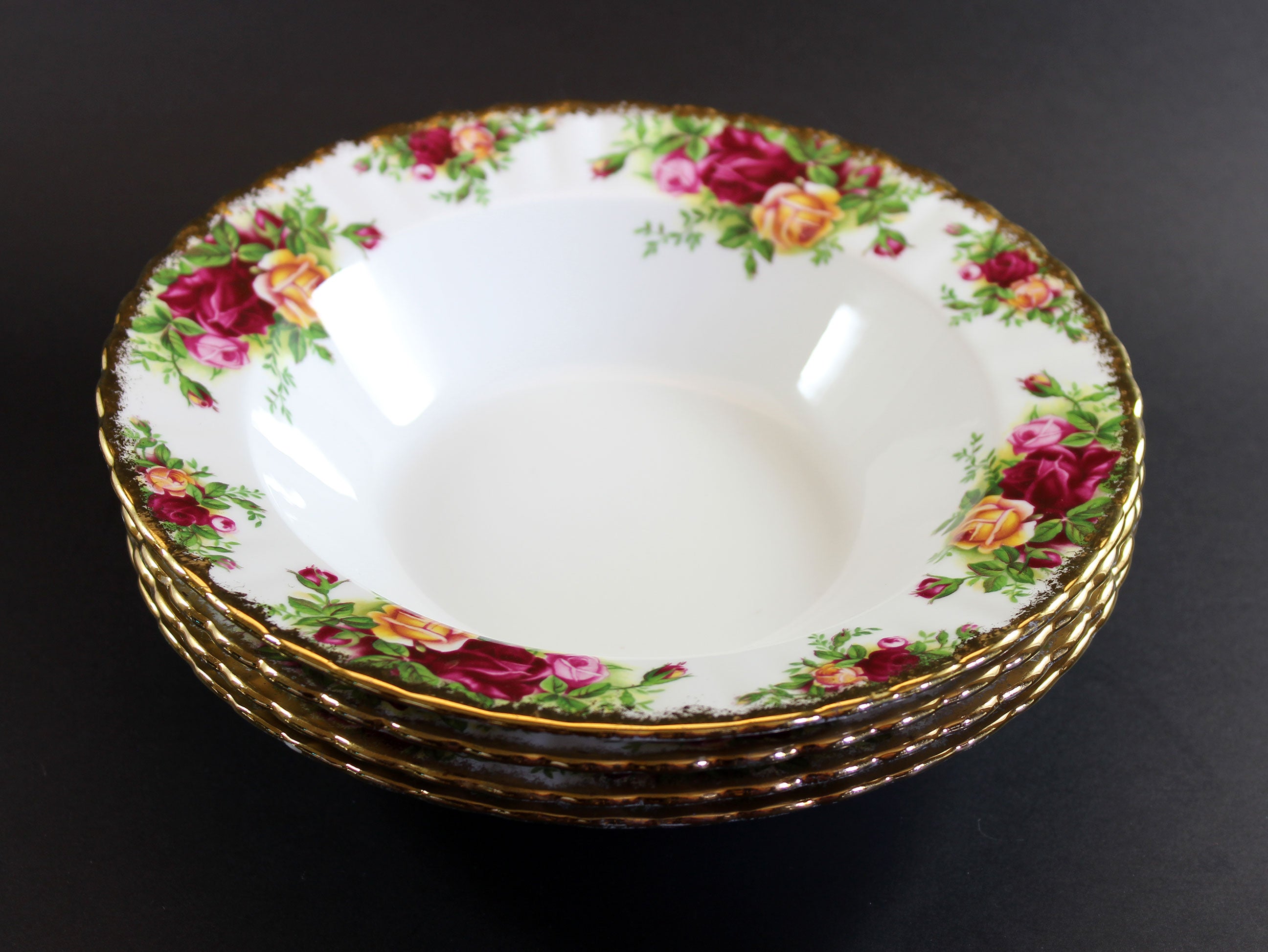 Royal Albert, Old Country Roses, Rimmed Soup Bowls