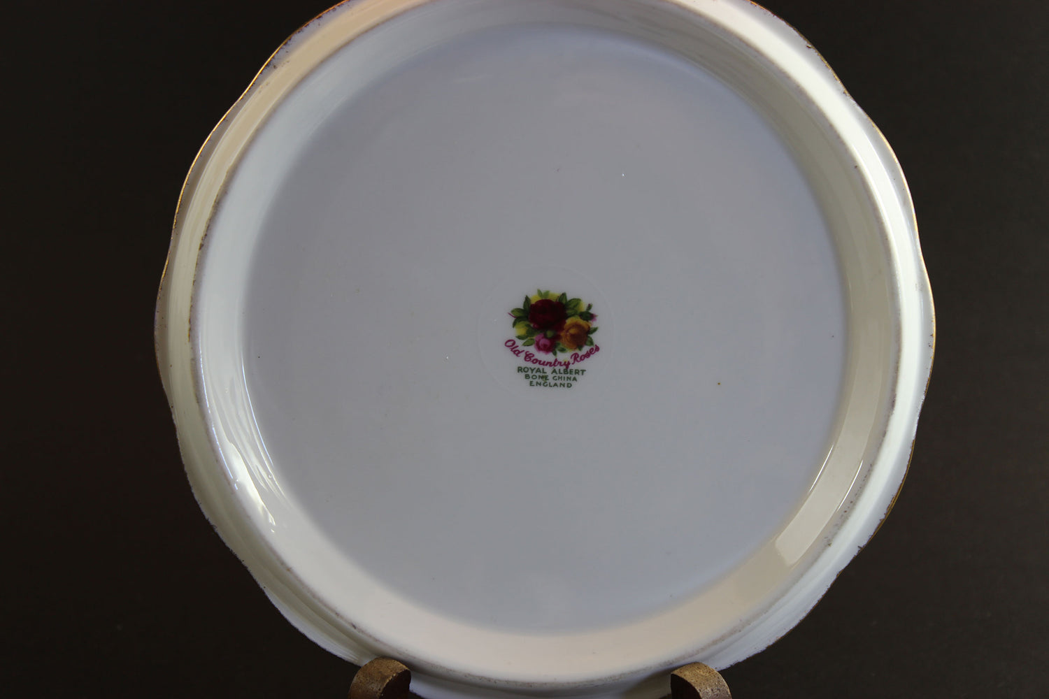 Royal Albert, Old Country Roses, Salt and Pepper Shakers, Trivet Tray