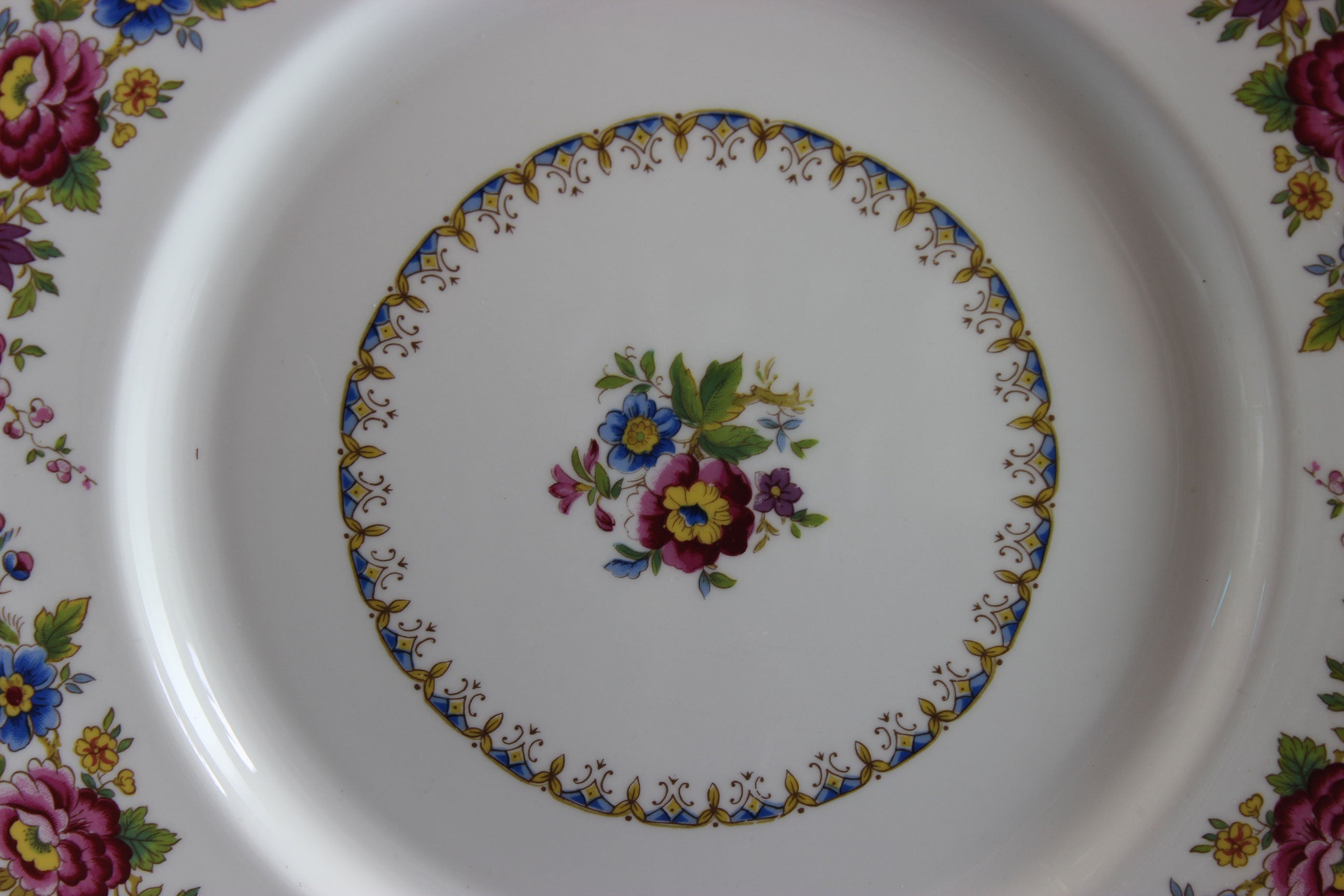 Royal Grafton, Malvern Pattern, Dinner Plates