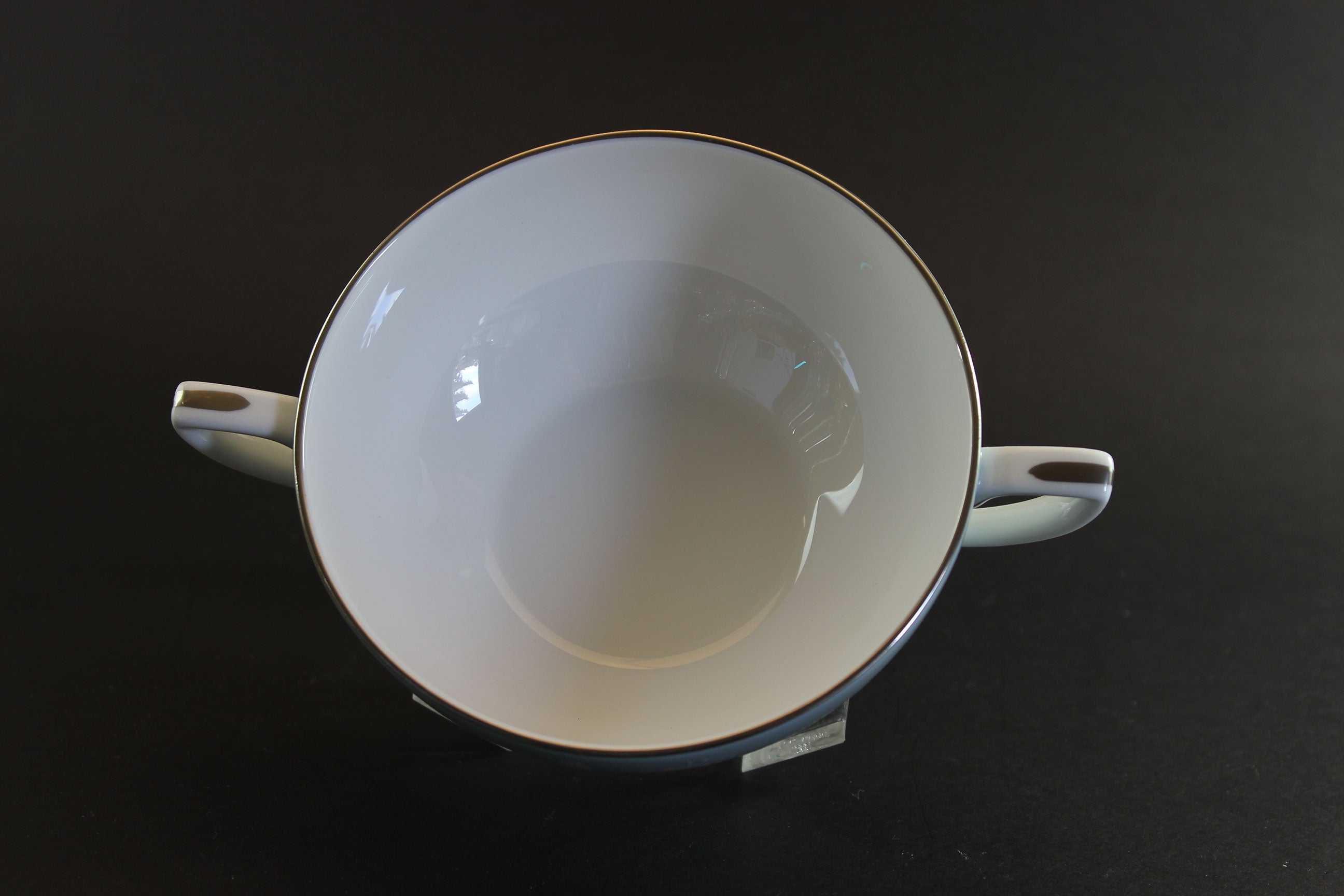 Royal Worcester, Bridal Rose, Z2738. 6 Piece Place Settings