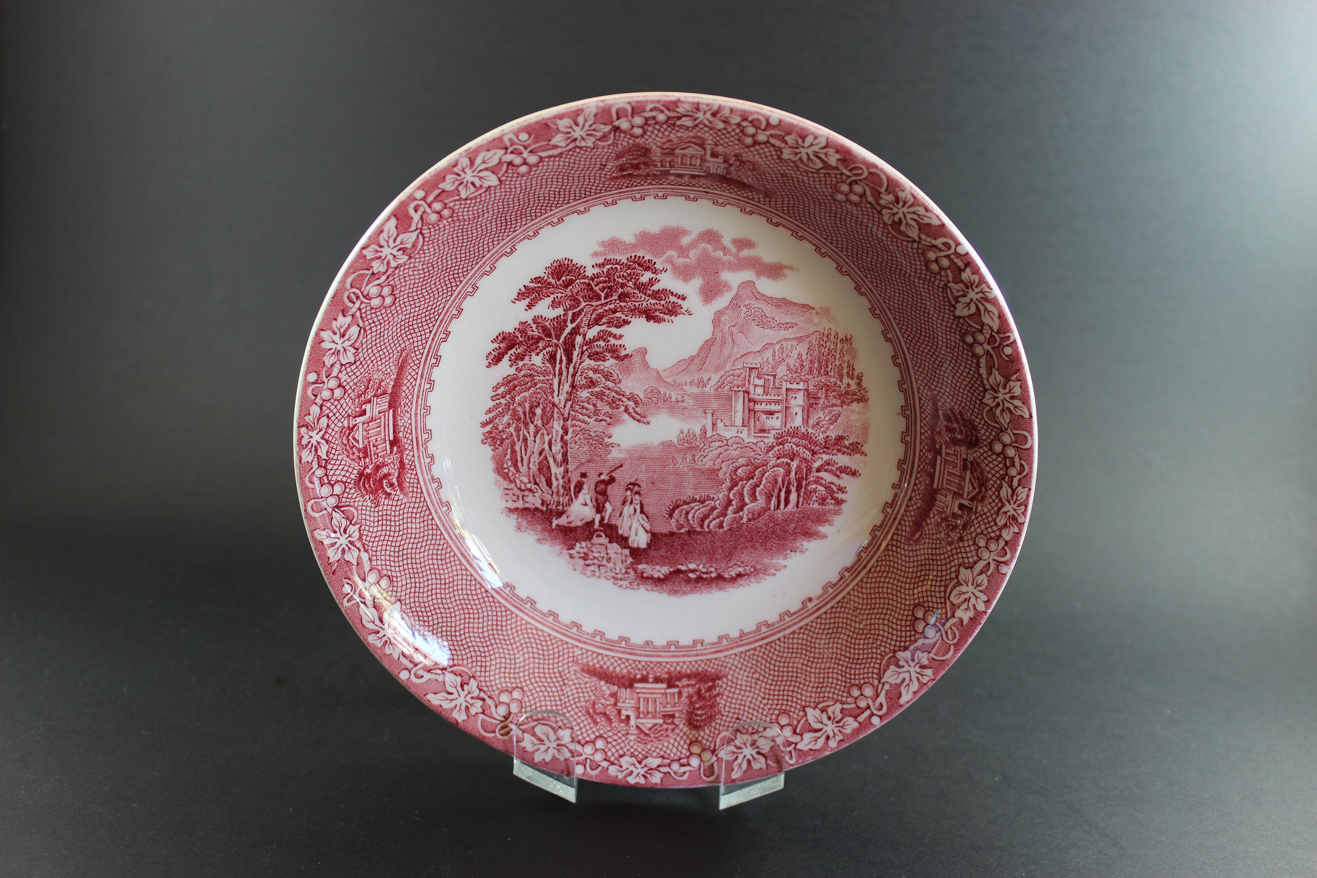 Jenny Lind 1795, Royal Staffordshire Pottery, Coup Salad or Soup Bowl