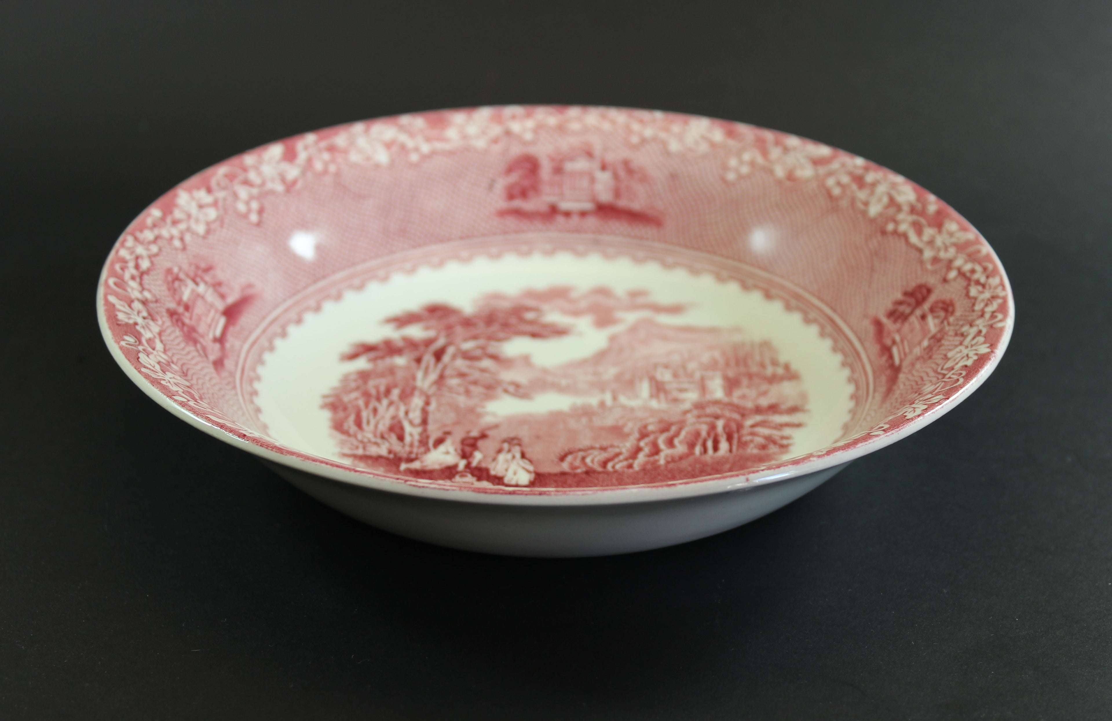 Jenny Lind 1795, Royal Staffordshire Pottery, Coup Salad or Soup Bowl