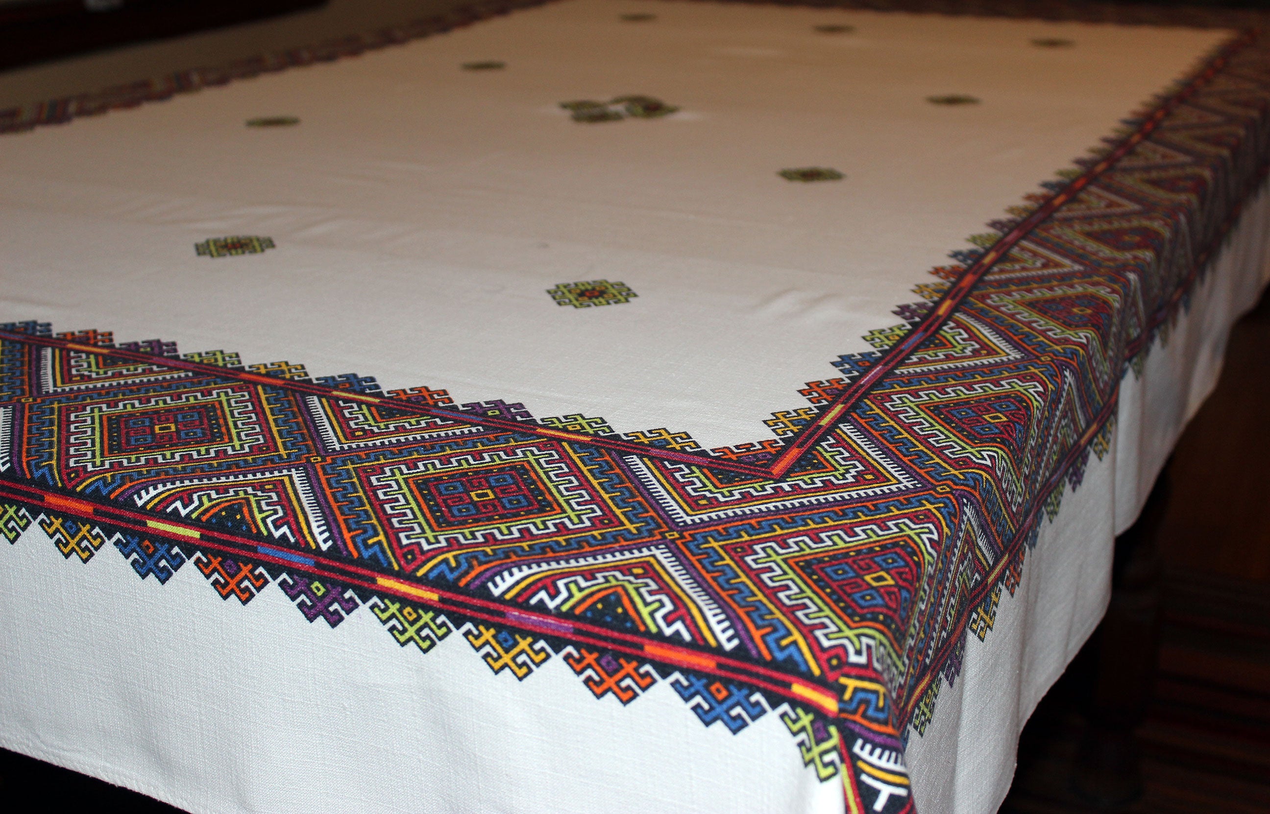 Ukrainian Print, Vintage Linen Tablecloth
