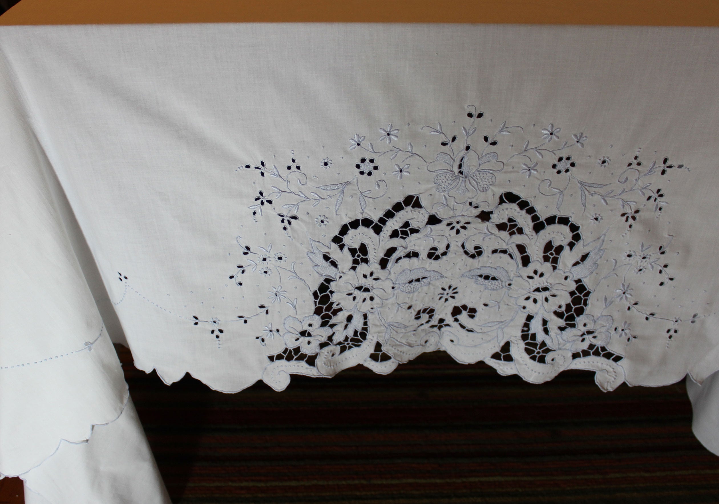 Vintage Cut Work & Embroidered Linen Tablecloth
