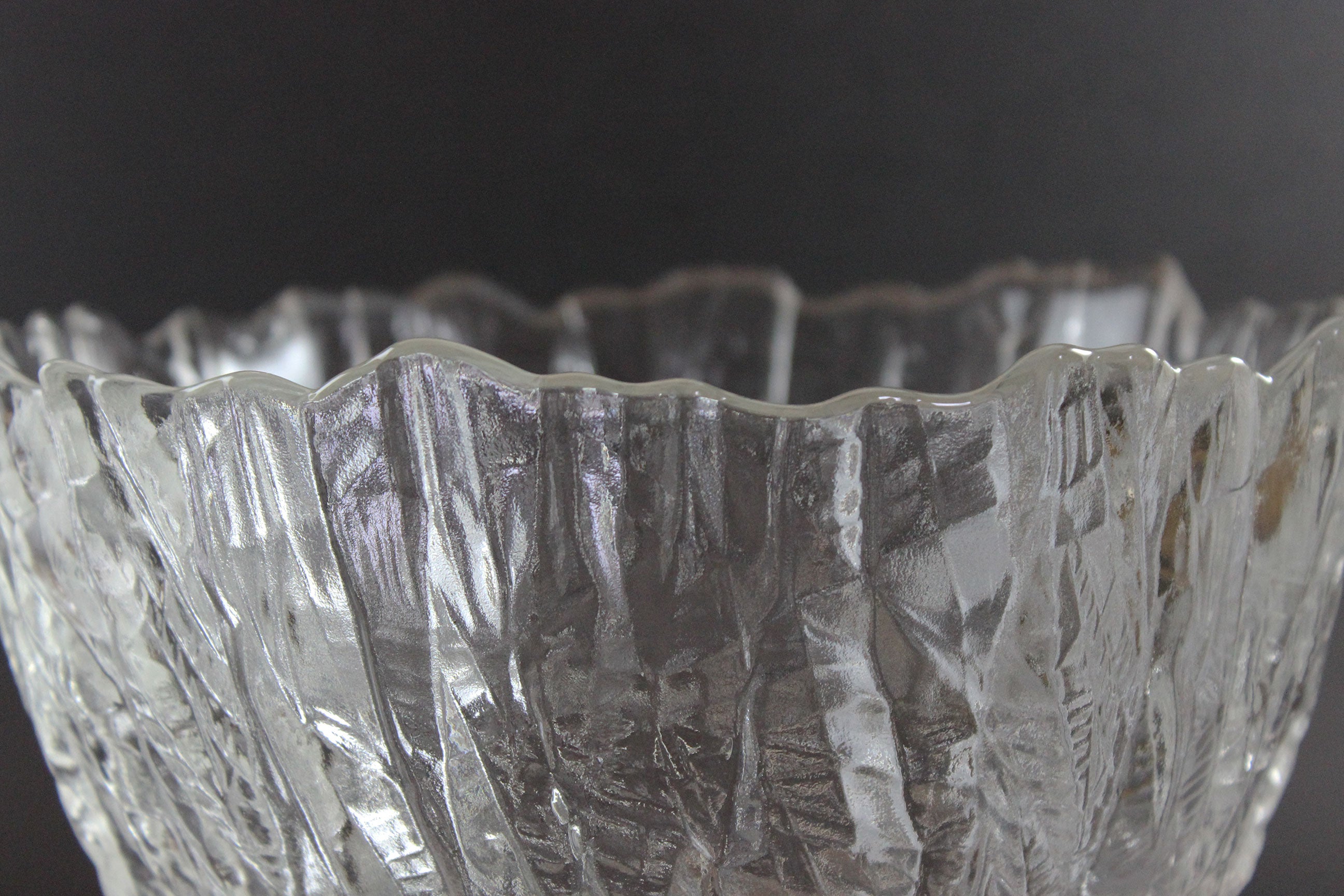 Walther Glas, Large Ice Effect Crystal Bowl