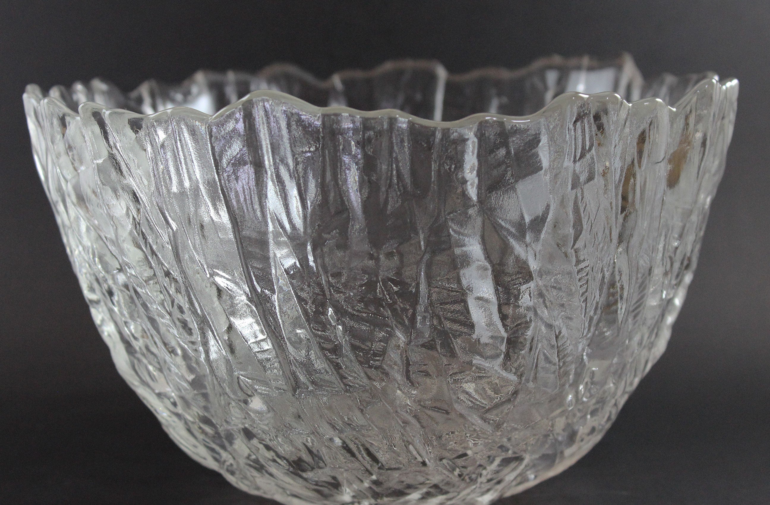 Walther Glas, Large Ice Effect Crystal Bowl