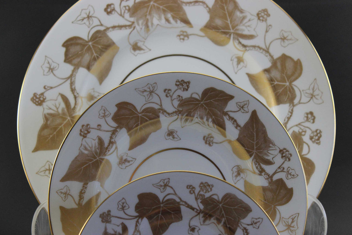 Wedgwood, Golden Ivy Bone China, 7 Piece Place Setting