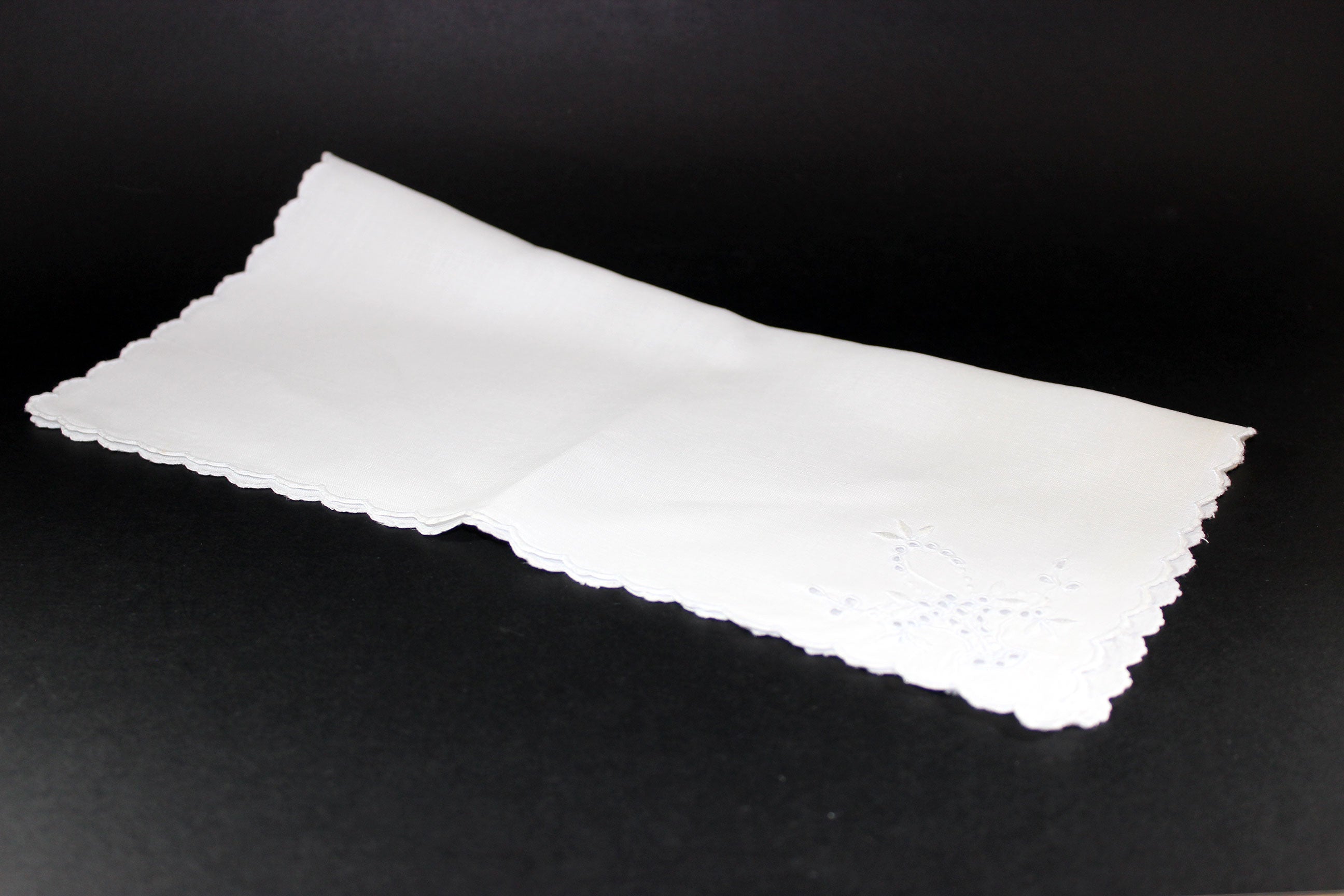 White Linen Embroidered Tea Napkins Basket